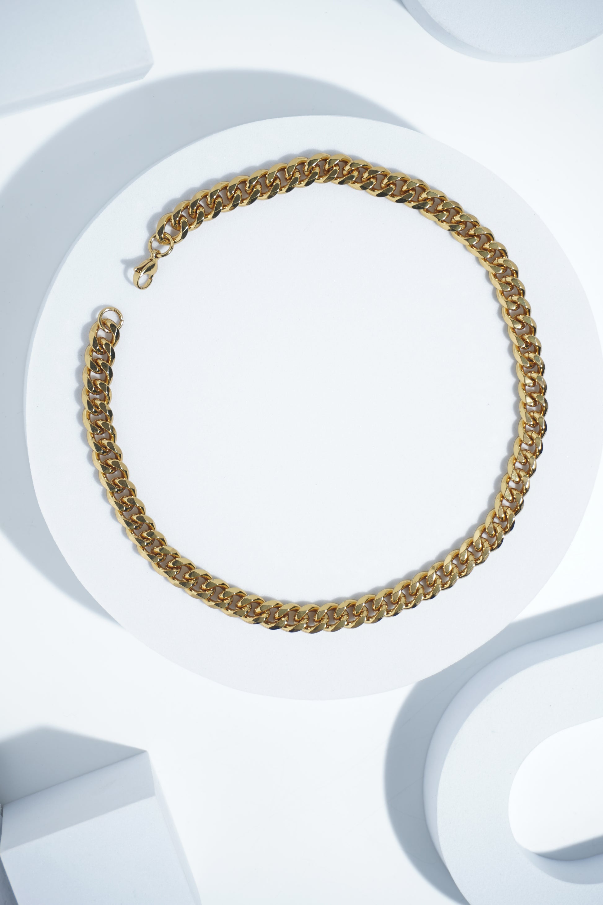 Sleek Choker Stainless Steel.