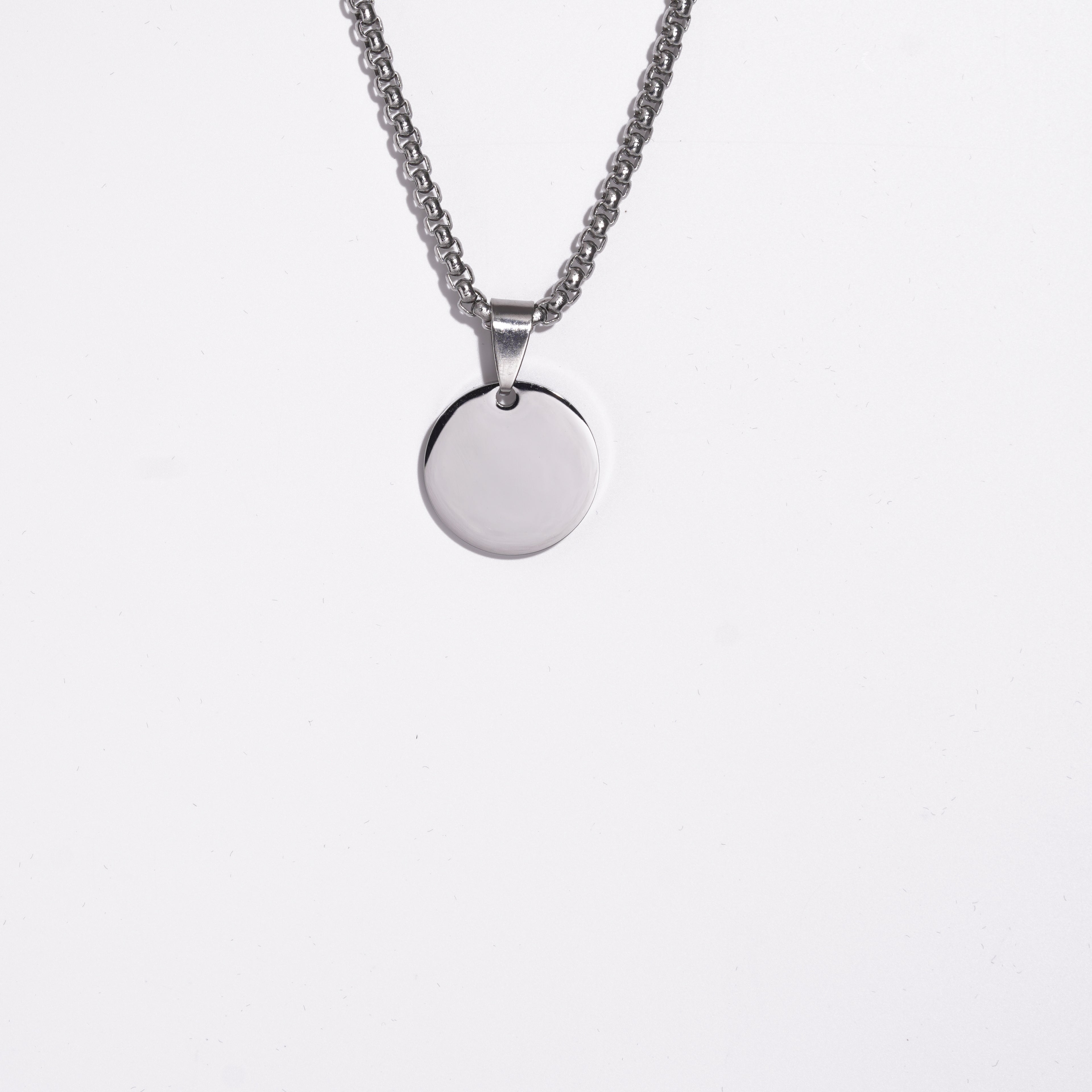 Circle Pendent With Ball Chain (XXL-size)