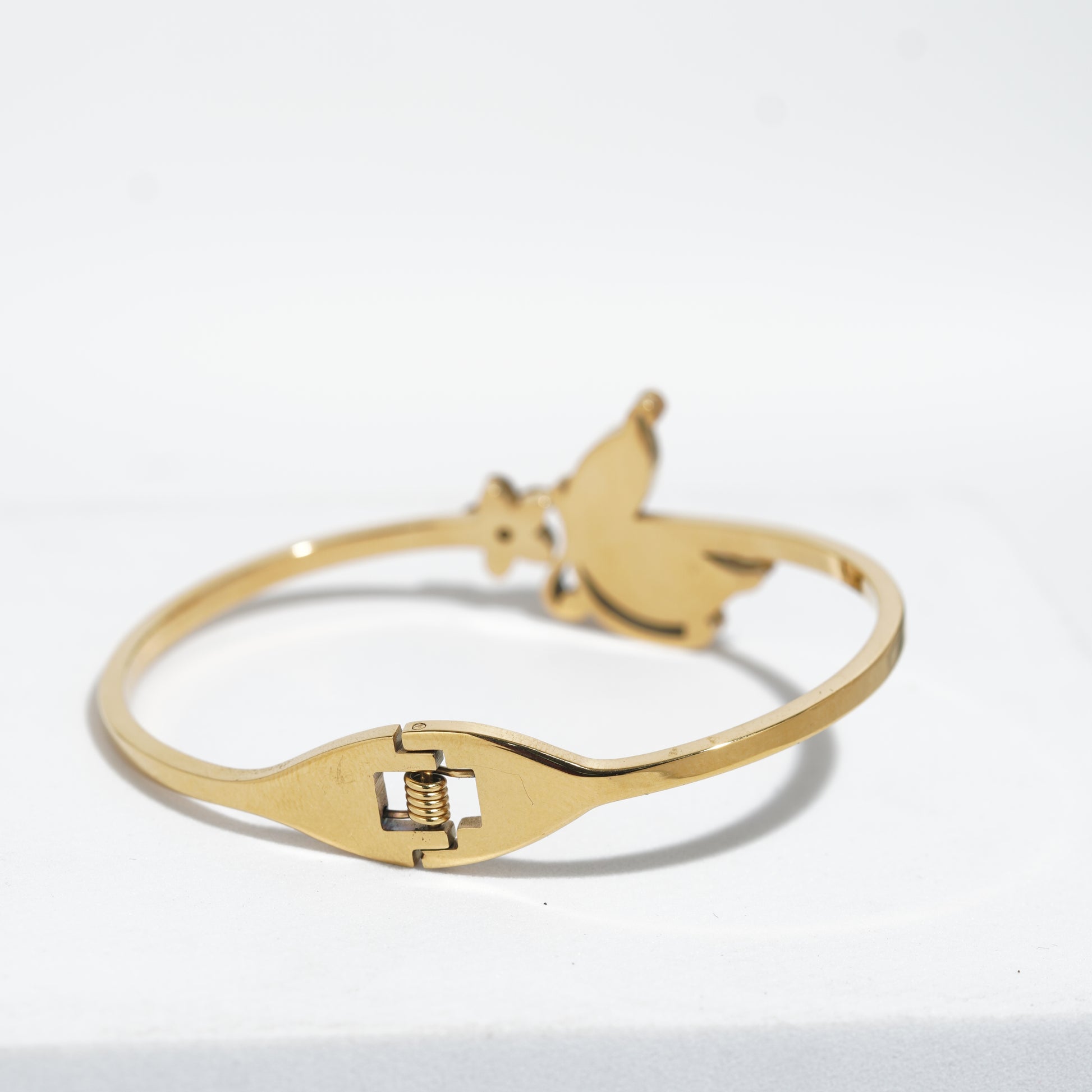 Bracelets For Women.