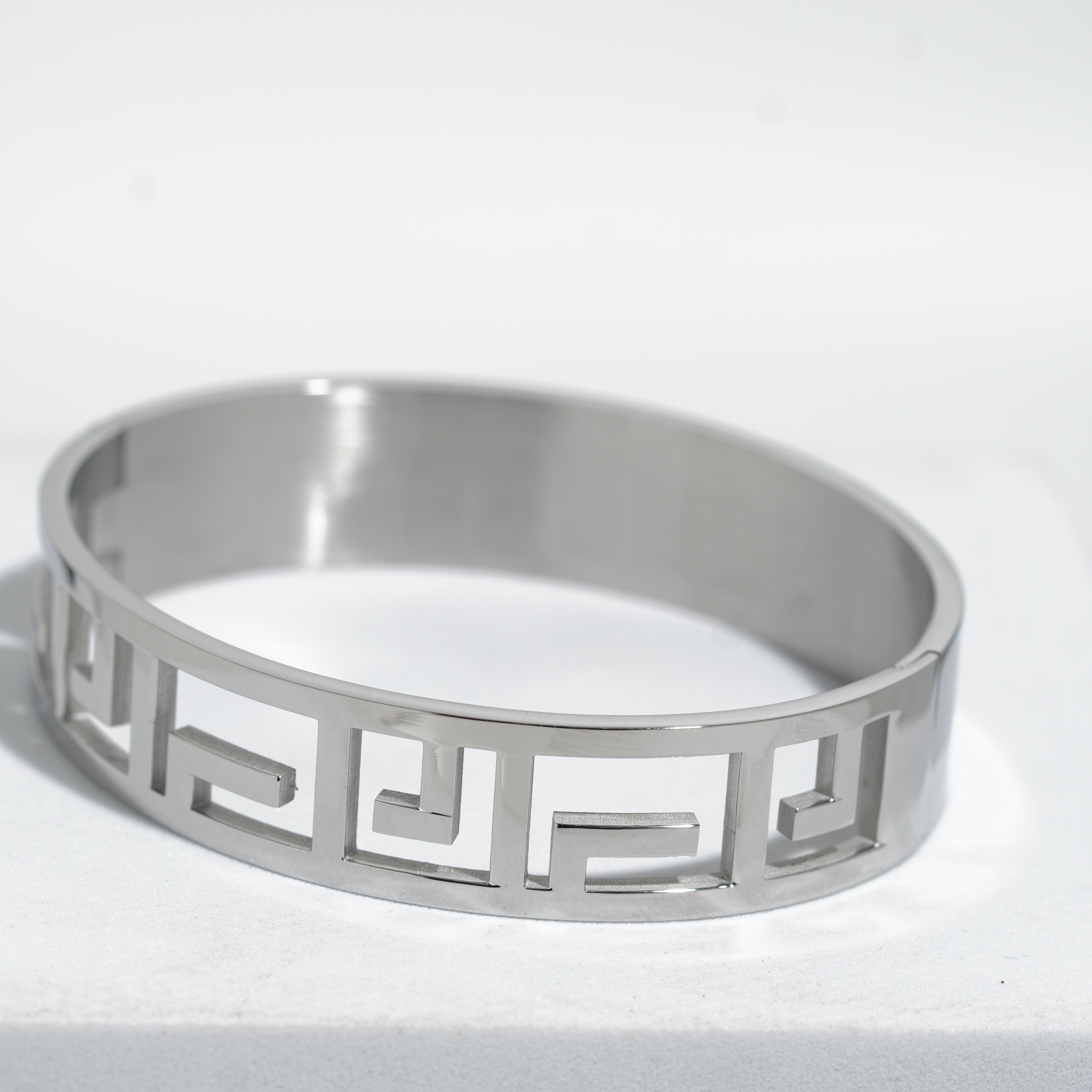 Bracelets For Women.
