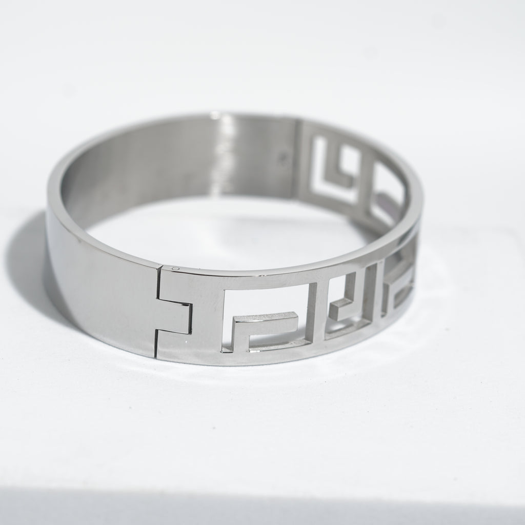 Bracelets For Women.