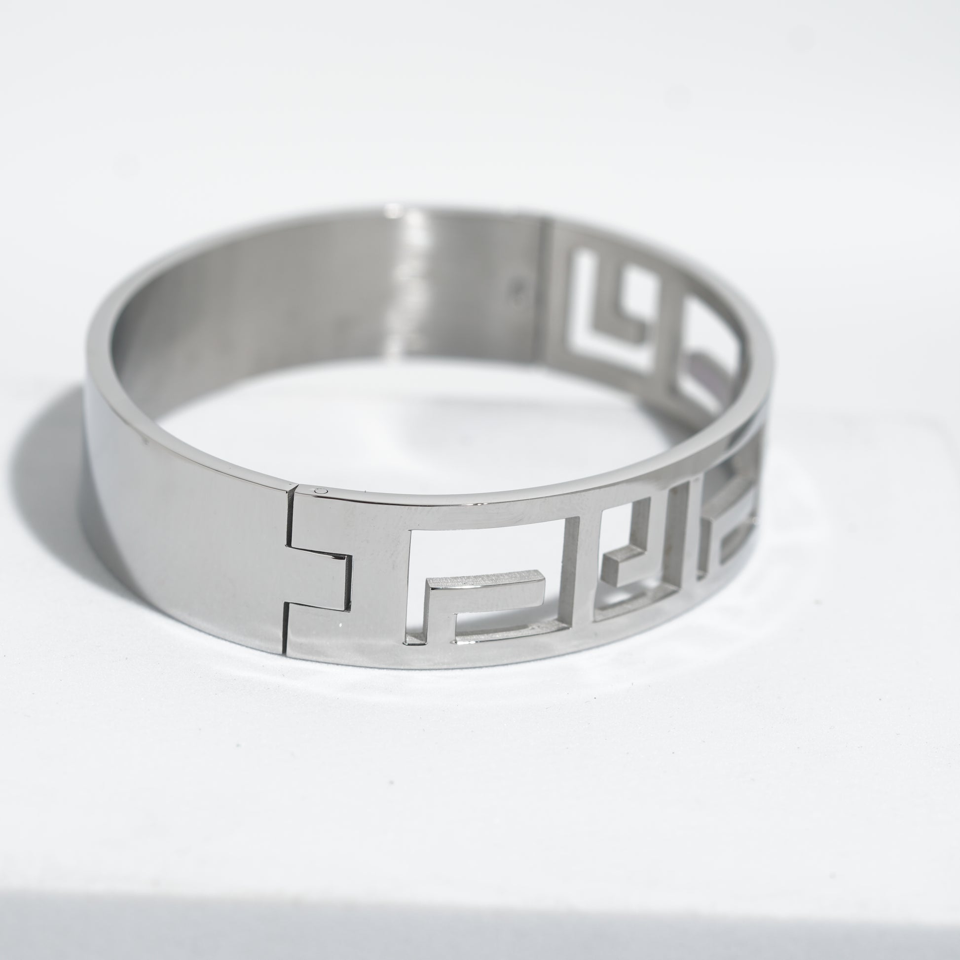 Bracelets For Women.