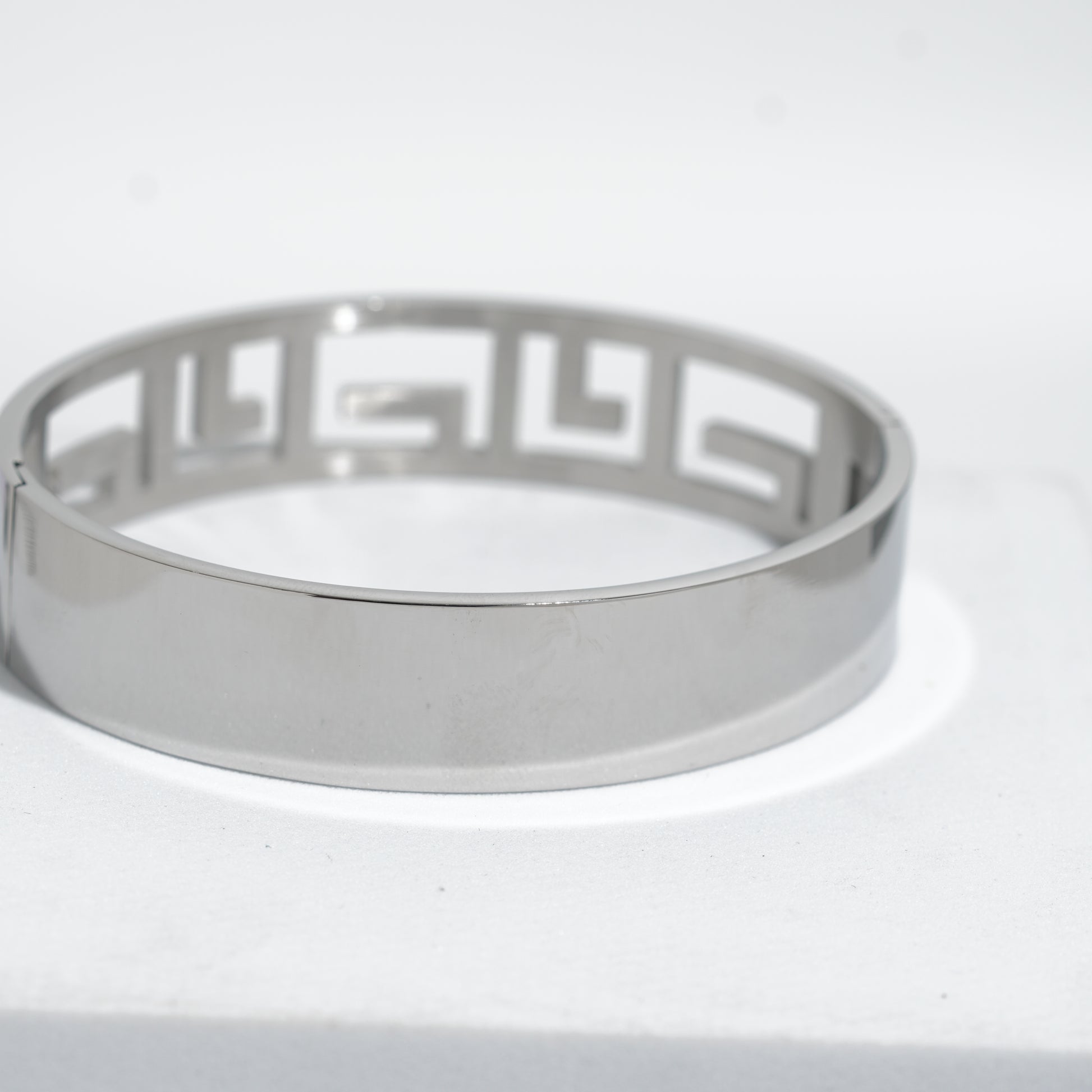 Bracelets For Women.