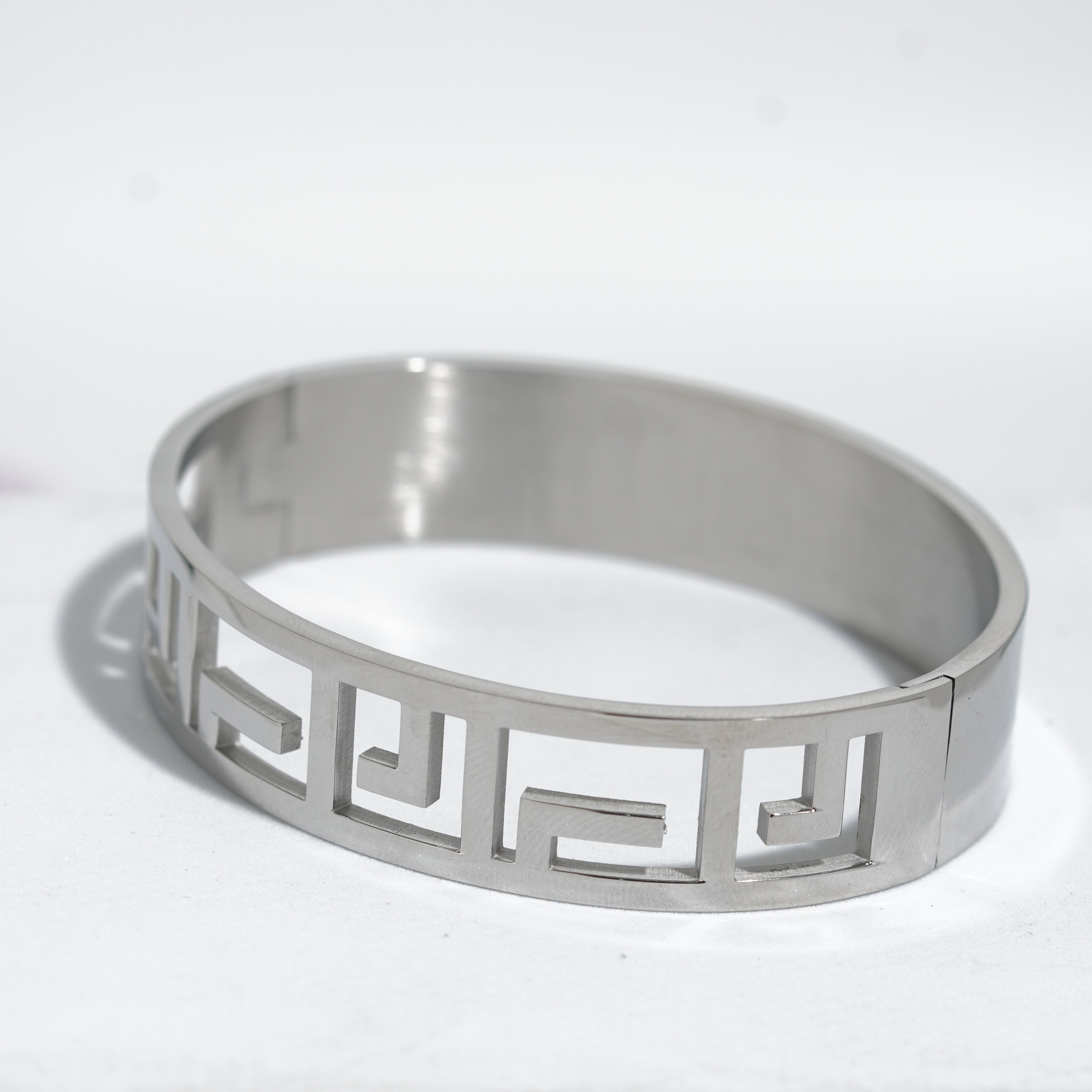 Bracelets For Women.