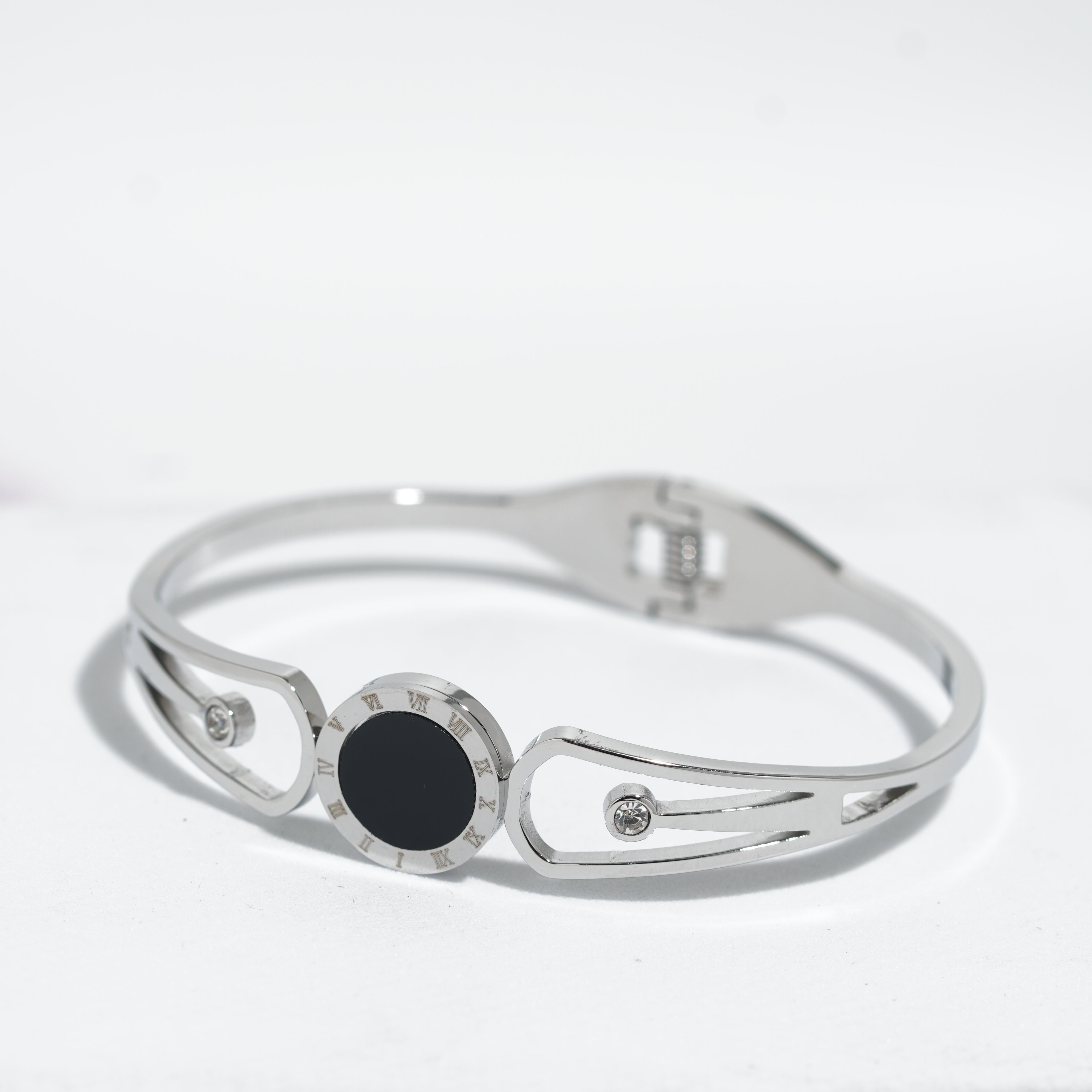 Bracelets For Women.
