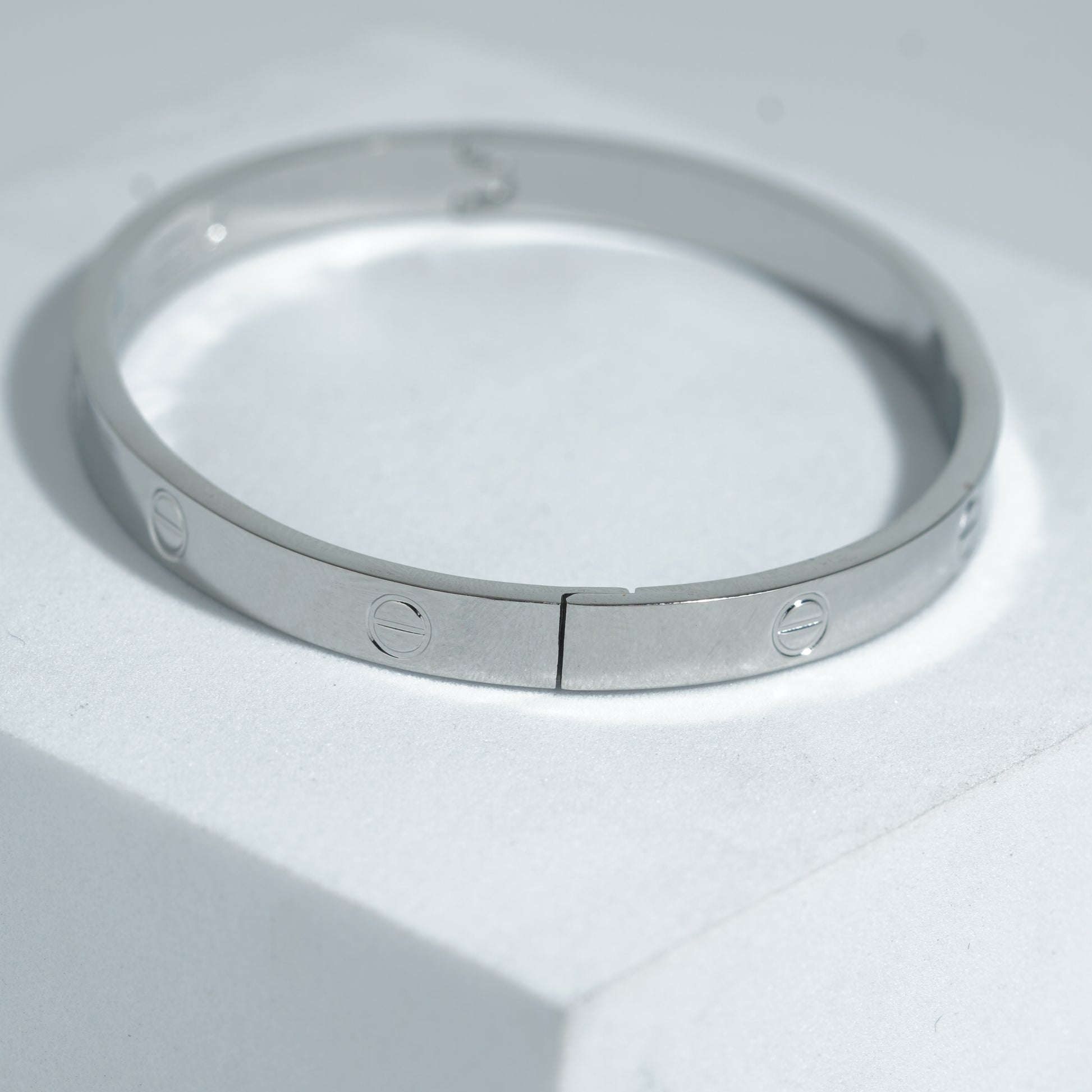 Bracelets For Women.