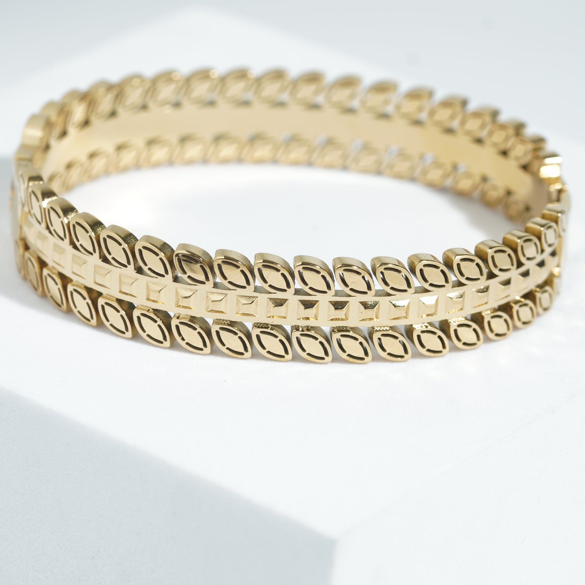Bracelets For Women.