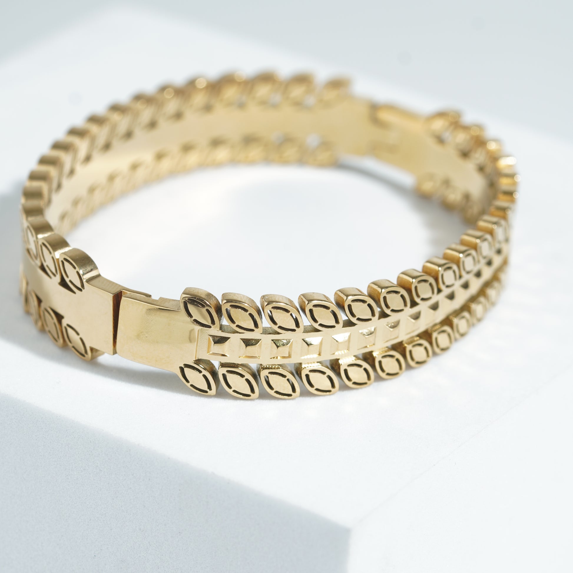 Bracelets For Women.