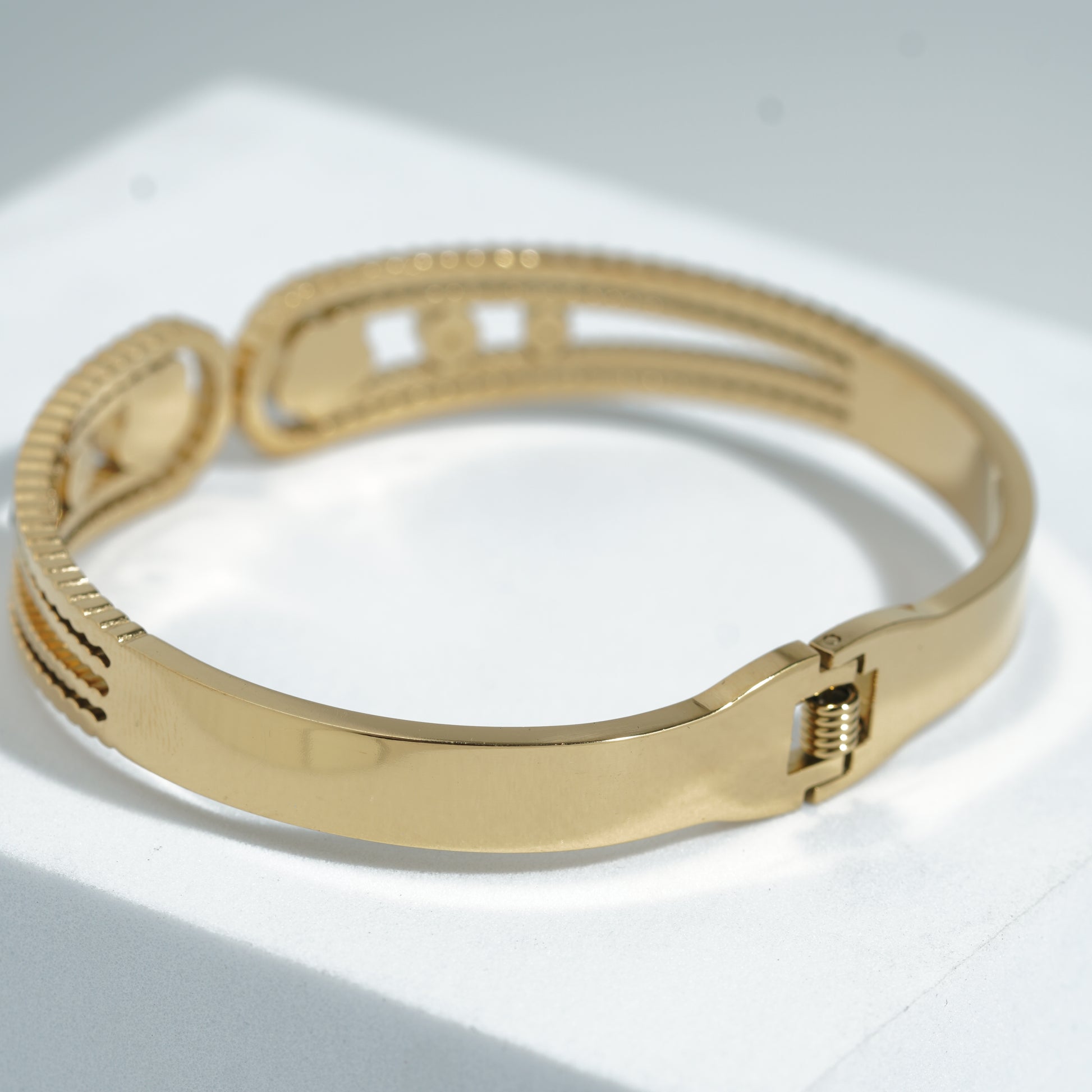 Bracelets For Women.