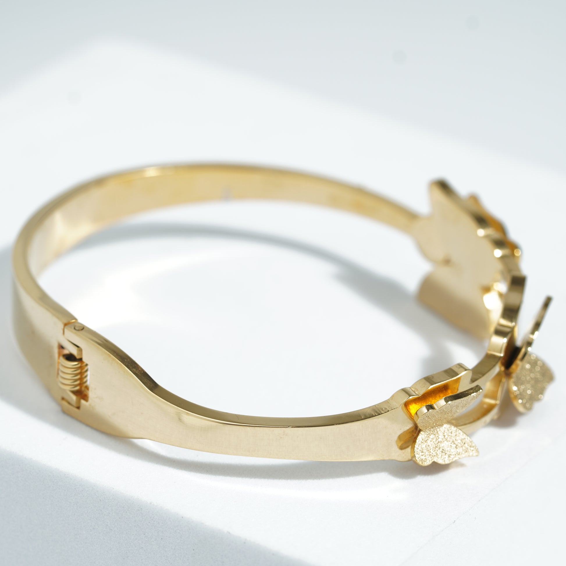 Bracelets For Women.