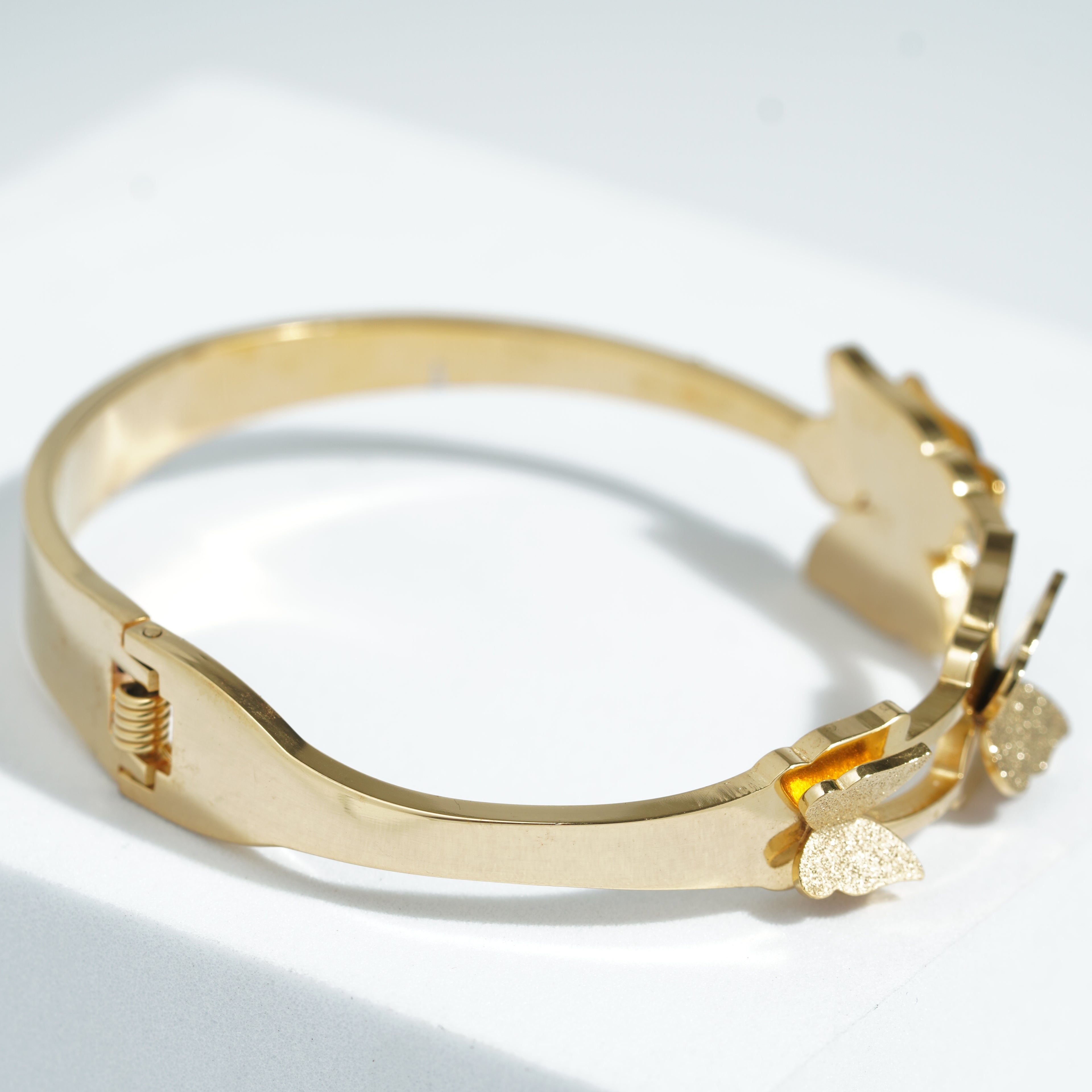 Bracelets For Women.