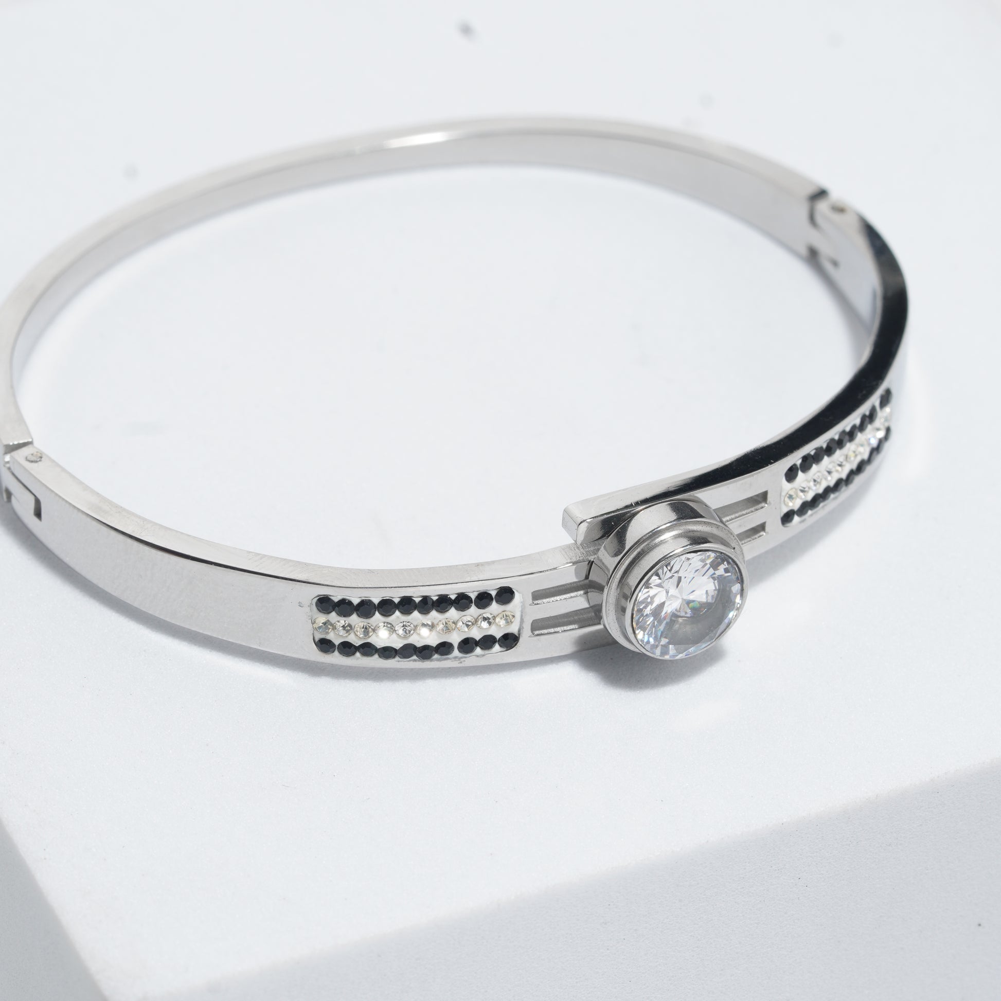 Bracelets For Women.