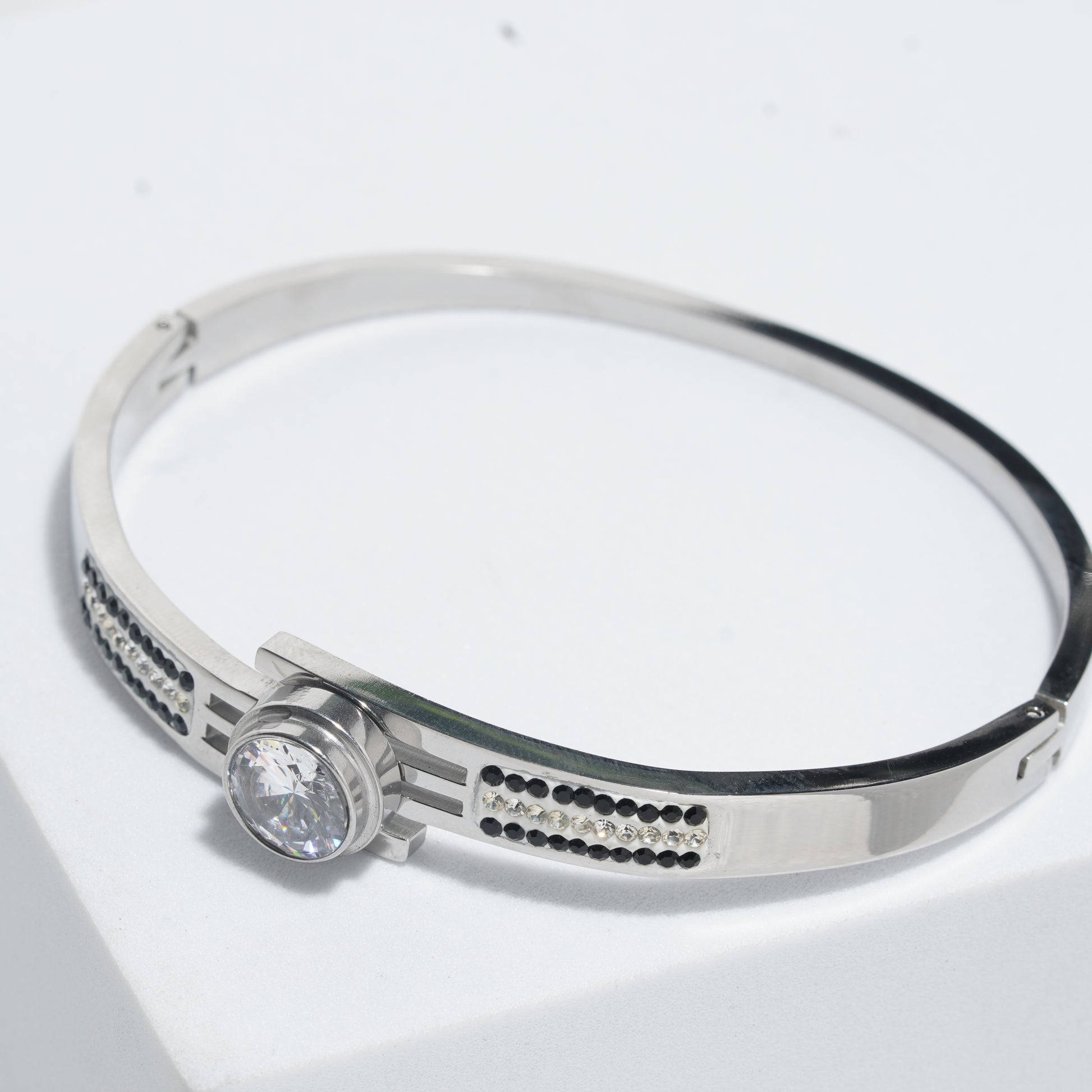 Bracelets For Women.