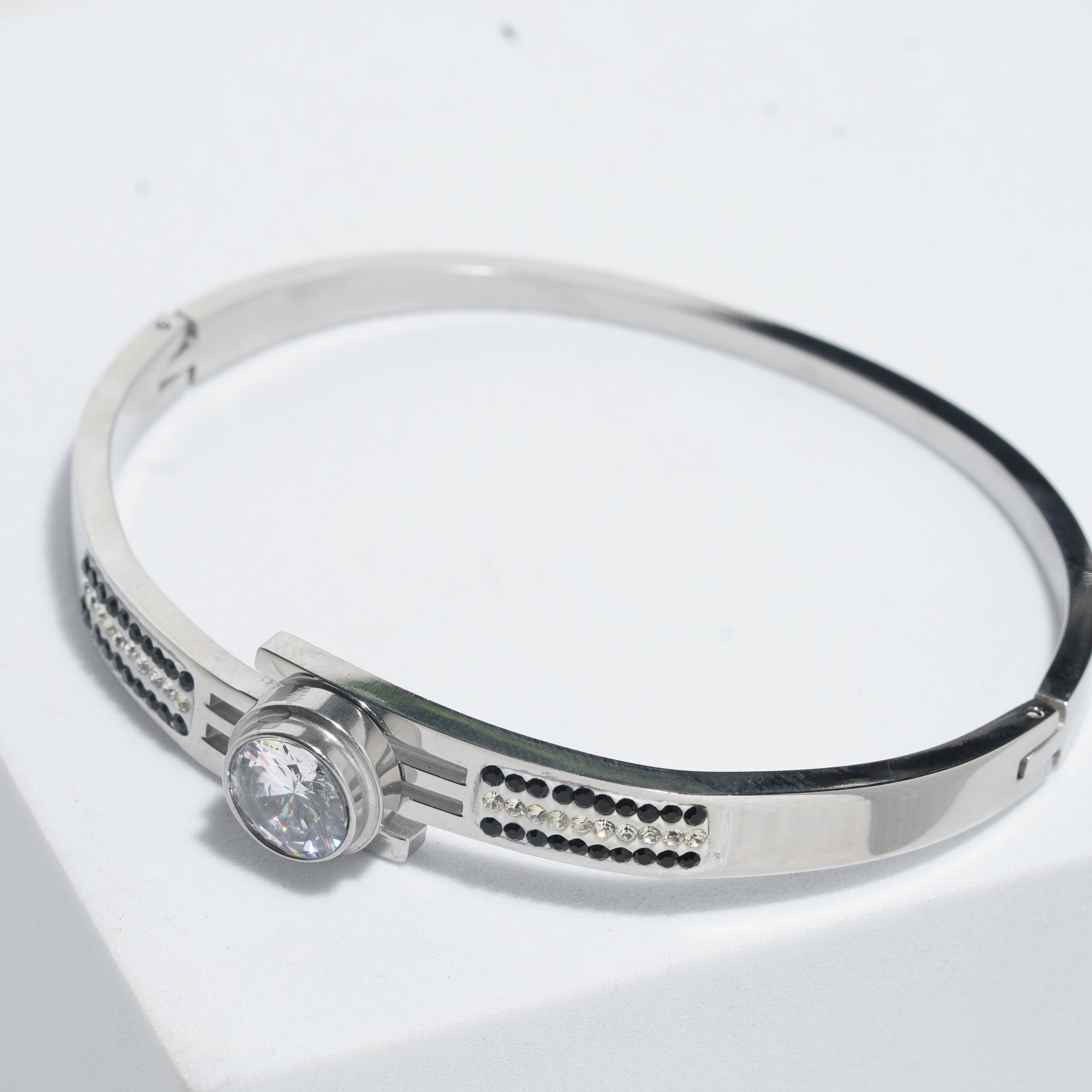 Bracelets For Women.