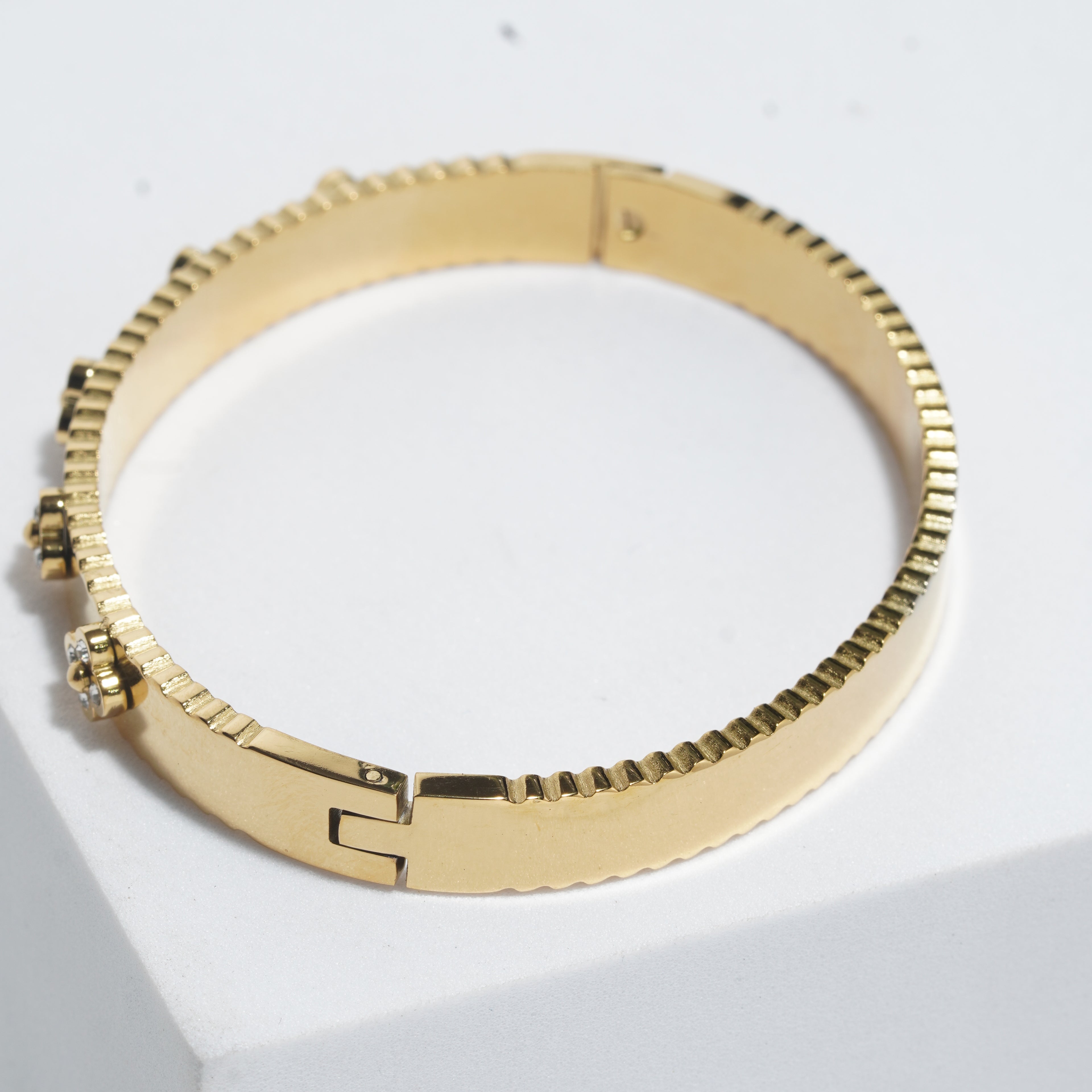 Bracelets For Women.