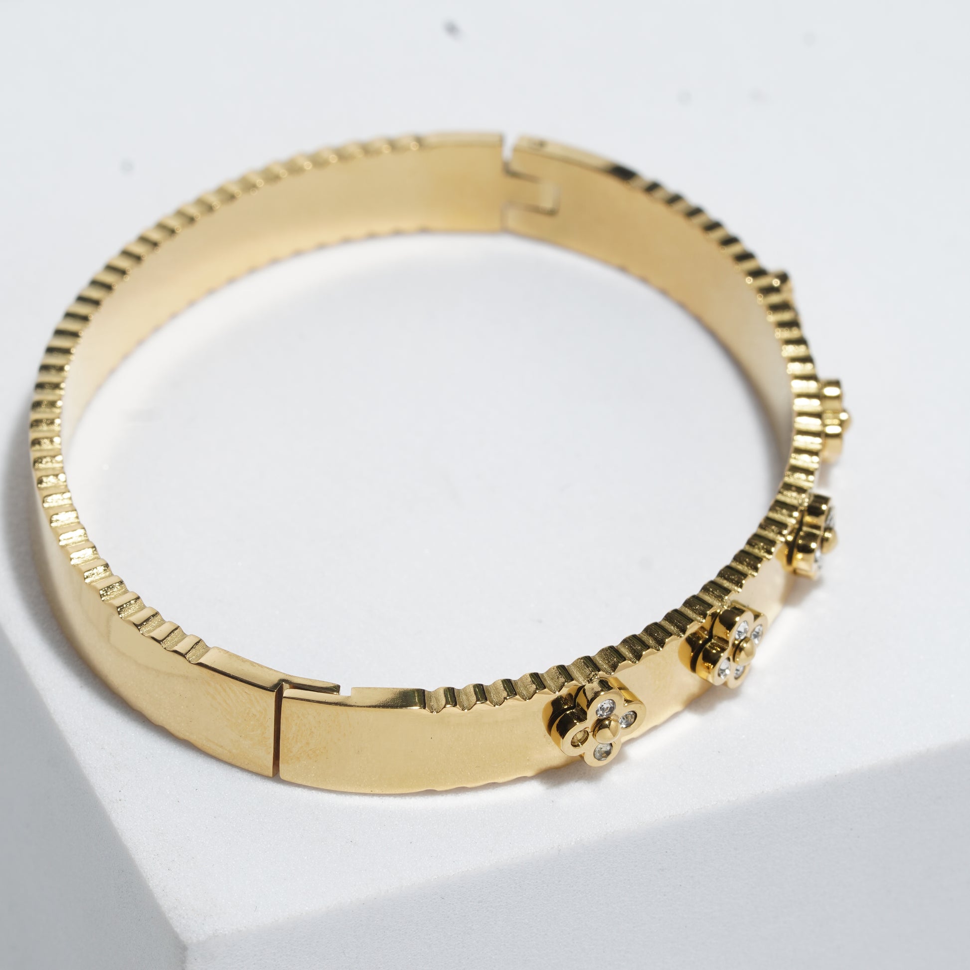 Bracelets For Women.