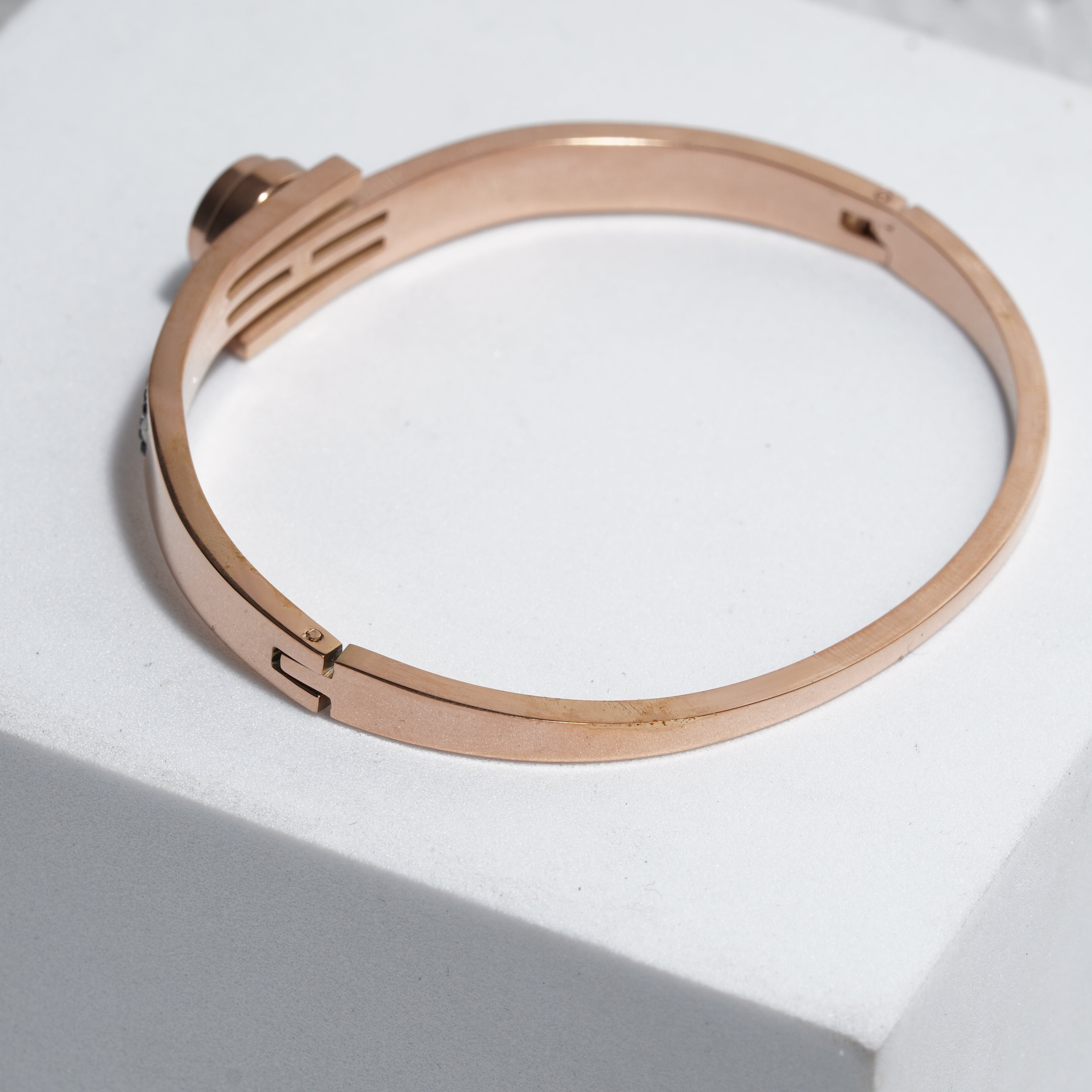 Bracelets For Women.