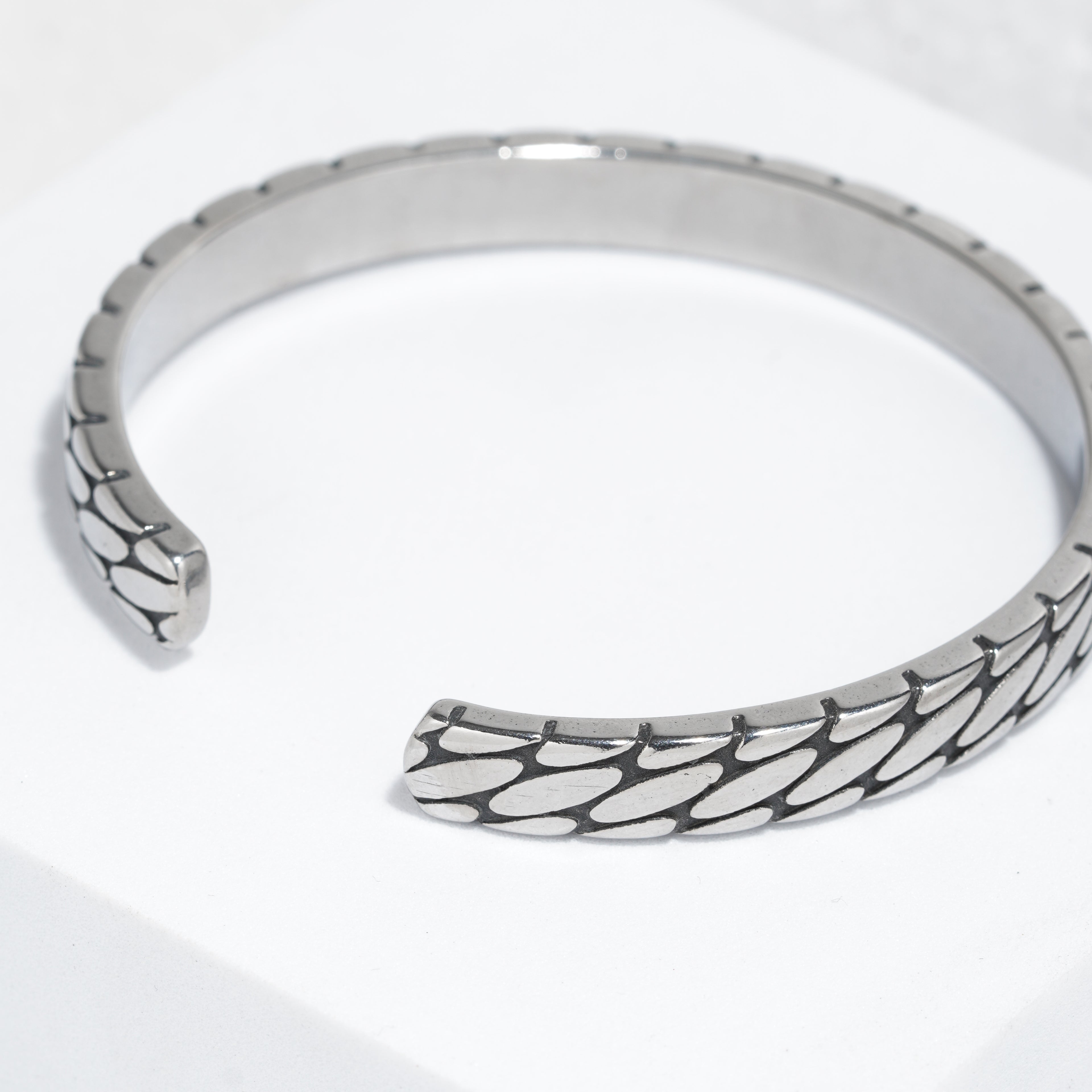 Bracelets For Women.