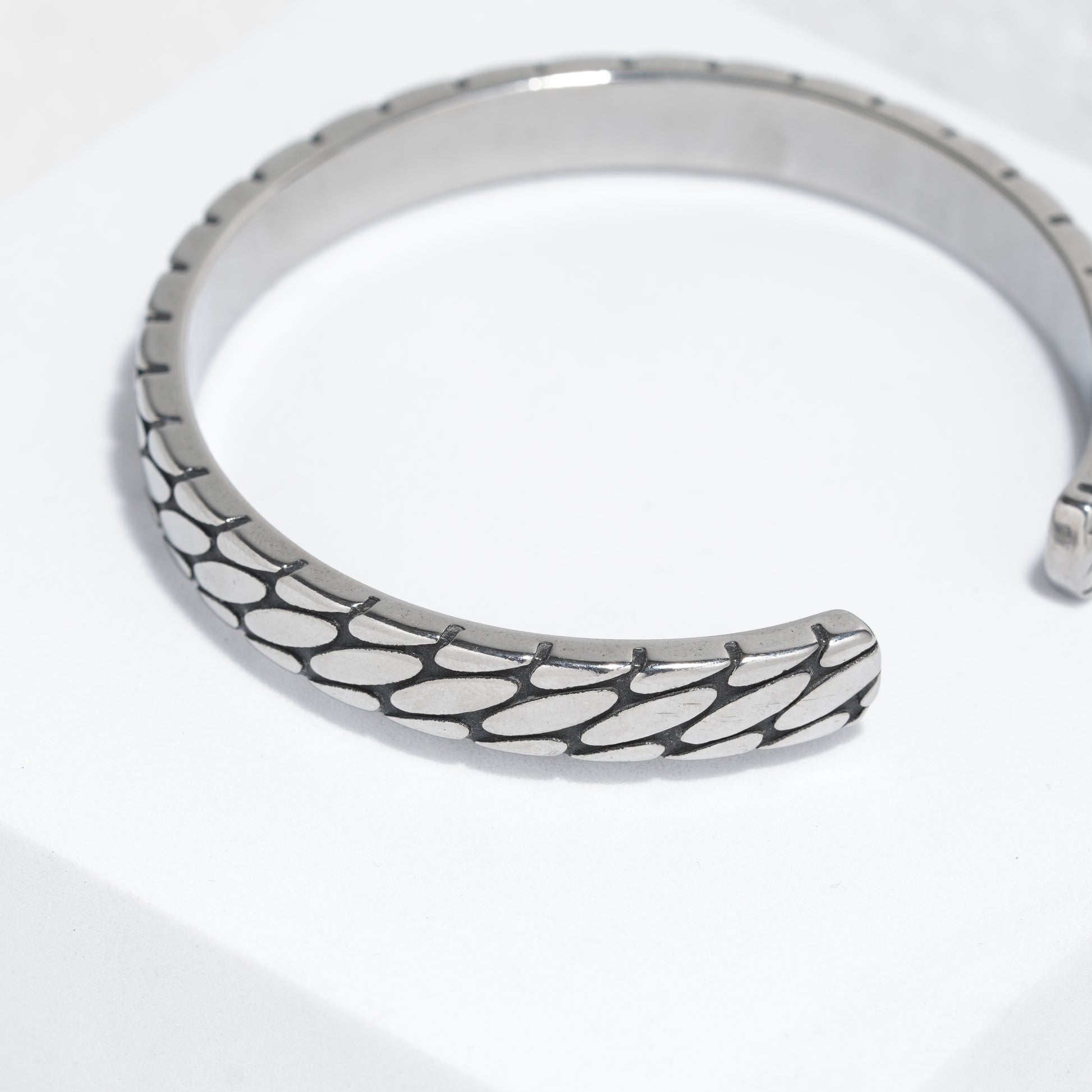 Bracelets For Women.