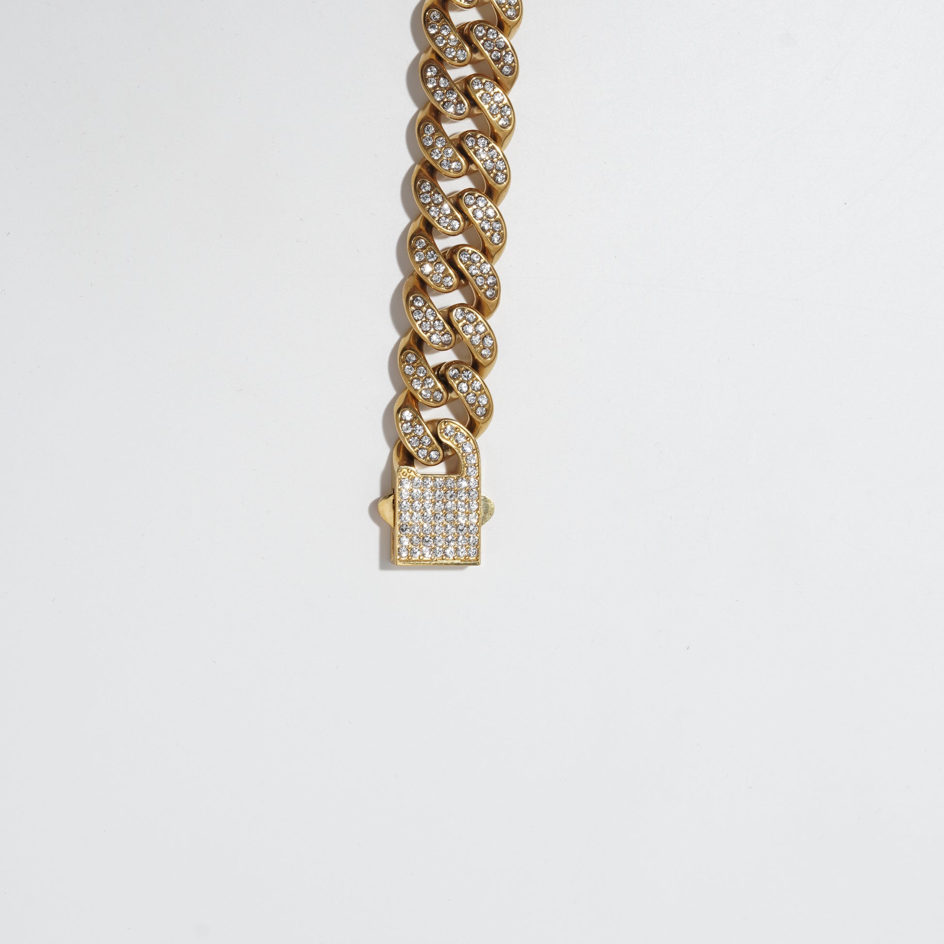 Iced-out Stainless steel Cuban link chain for men's with zirconia diamond started.