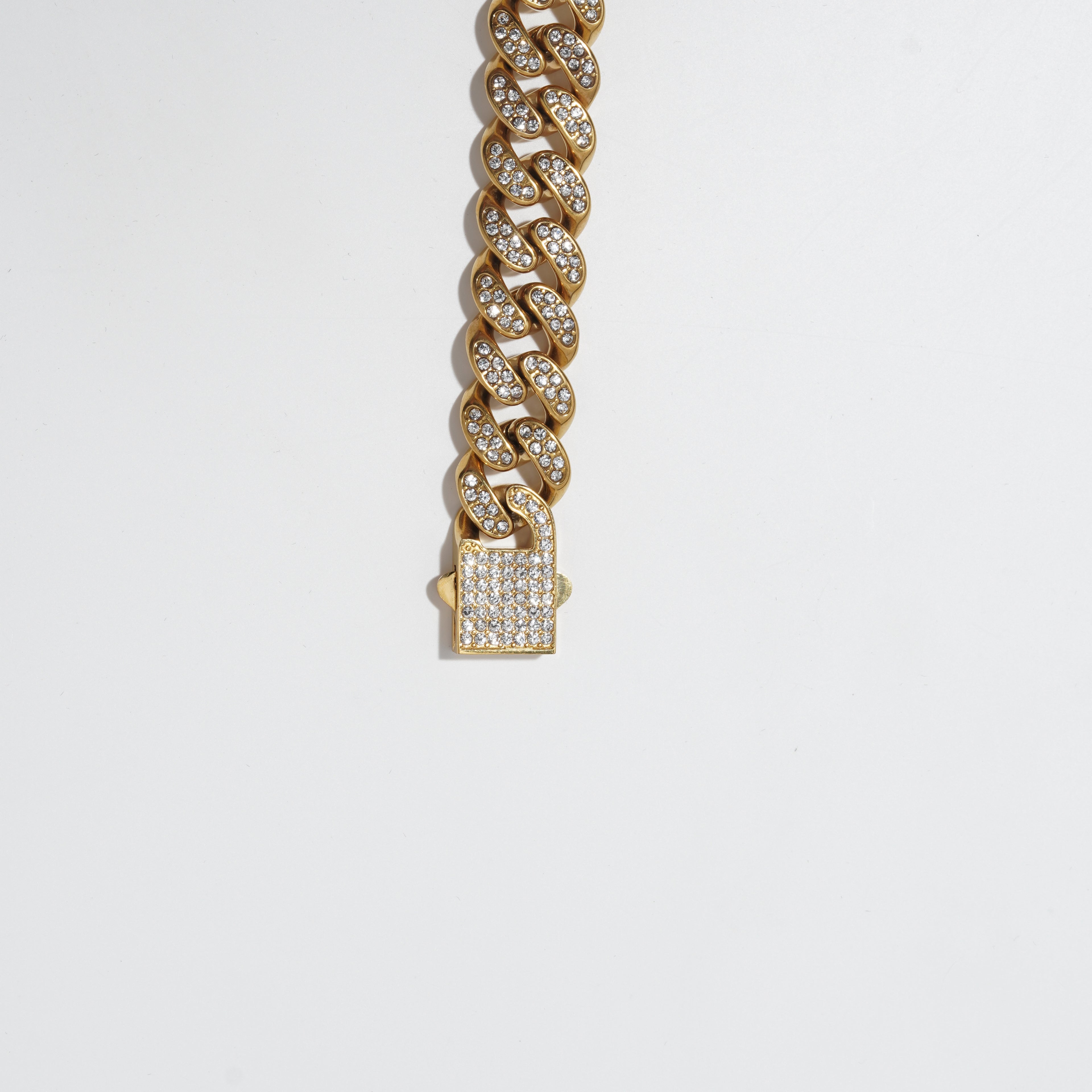 Iced-out Stainless steel Cuban link chain for men's with zirconia diamond started.