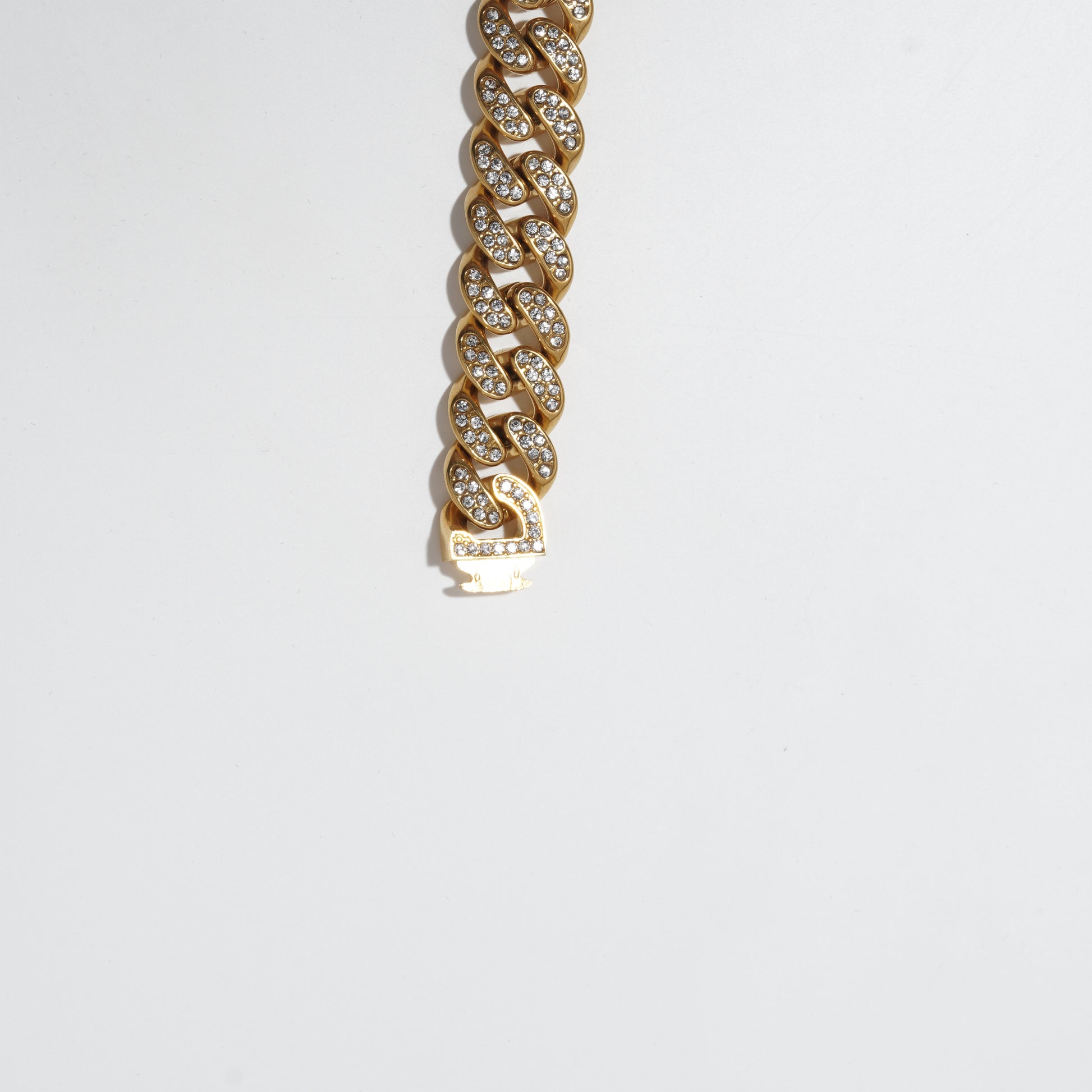 Iced-out Stainless steel Cuban link chain for men's with zirconia diamond started.