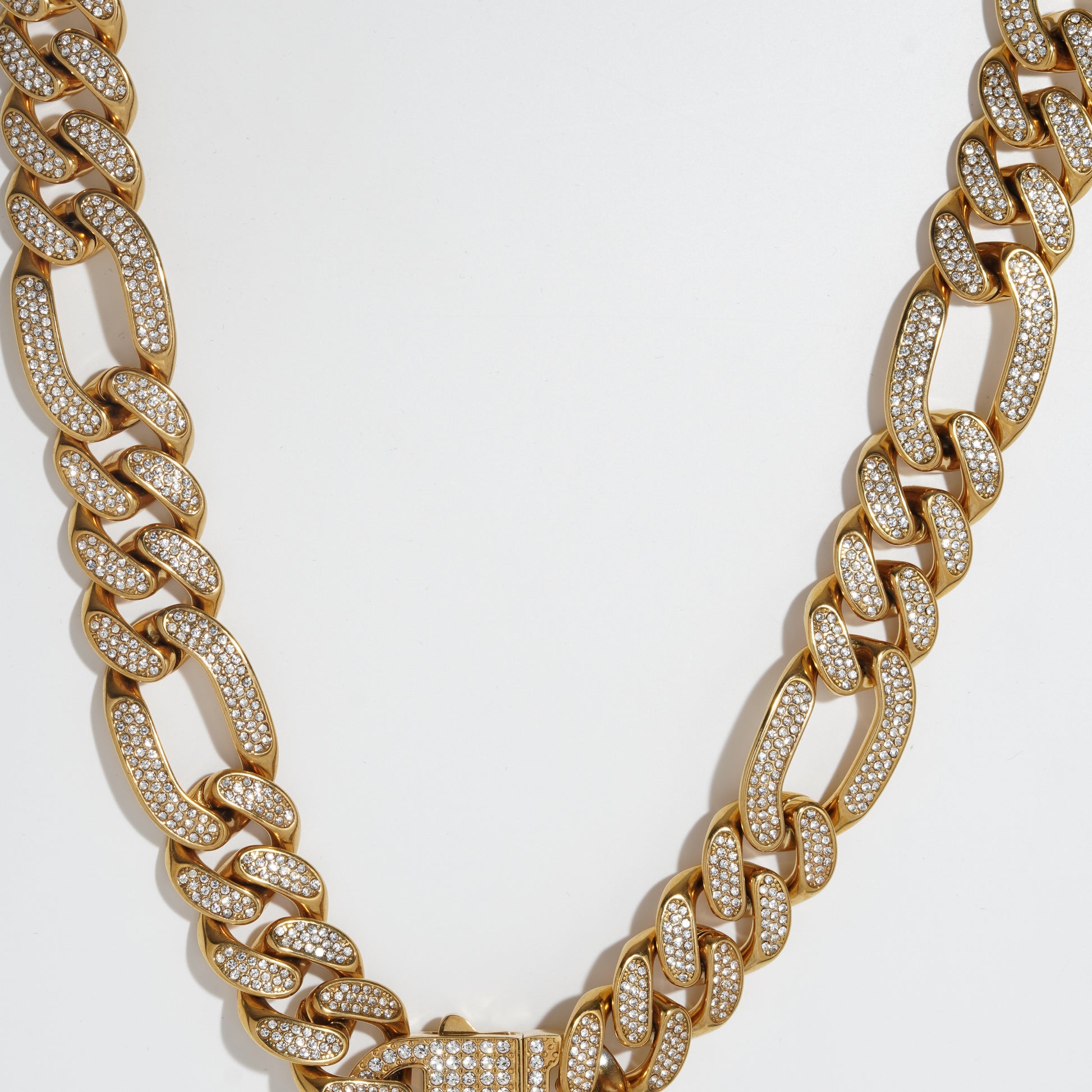 Bold Stainless steel Cuban link chain for men's with zirconia diamond started.