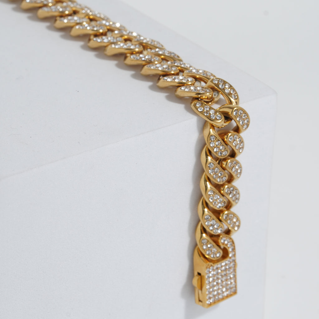 Cuban link chain Iced-out stainless steel bracelet for men.(zirconia diamond)