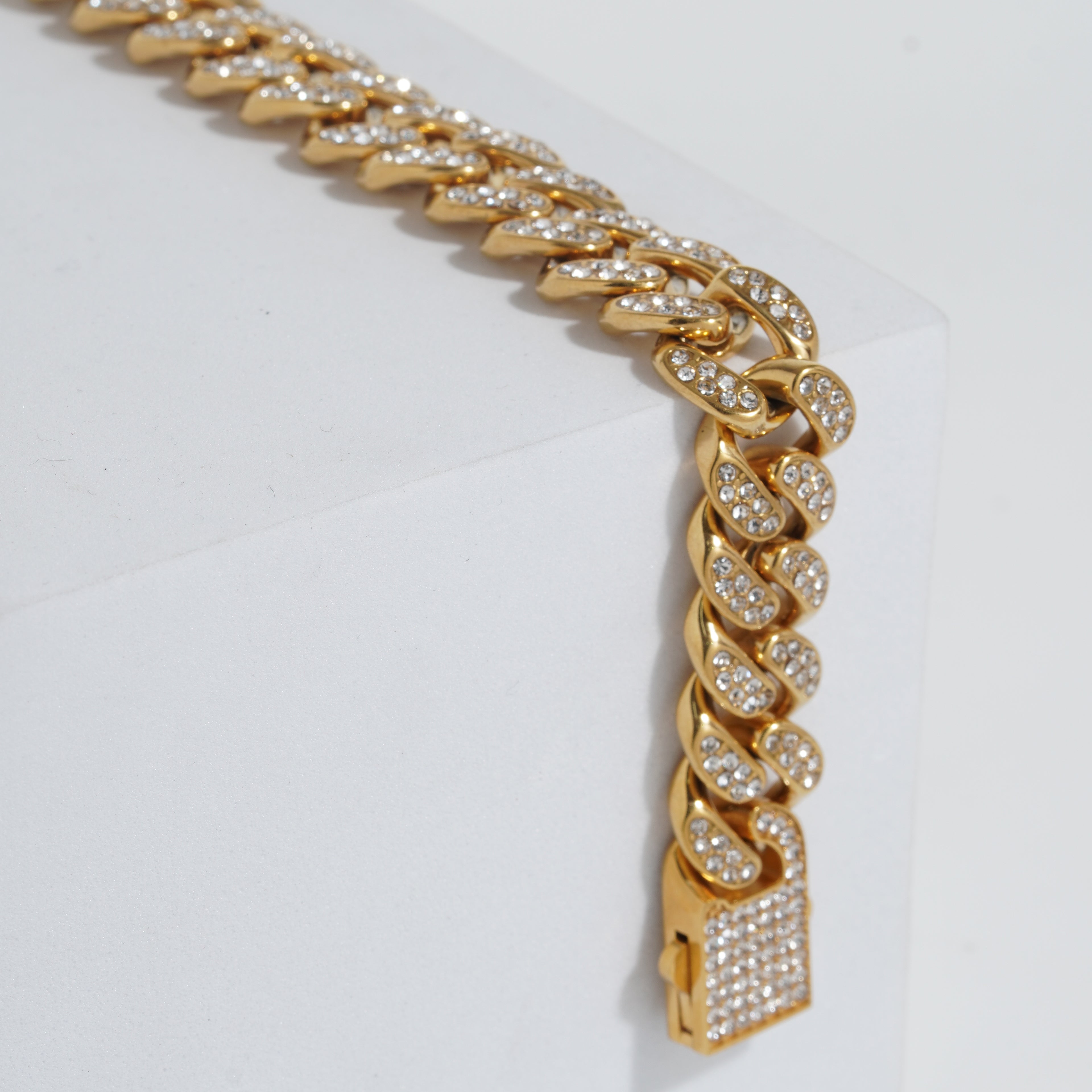 Cuban link chain Iced-out stainless steel bracelet for men.(zirconia diamond)