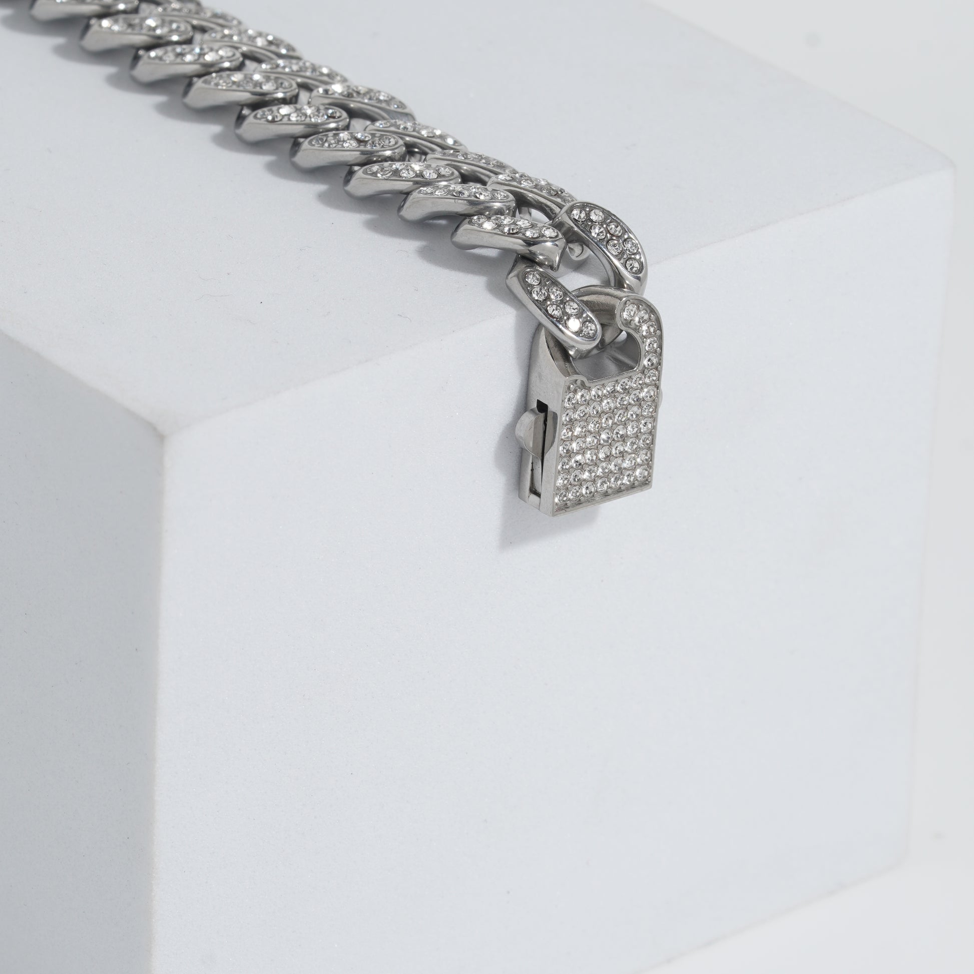 Silver Cuban chain Iced-out stainless steel bracelet for men.(zirconia diamond)