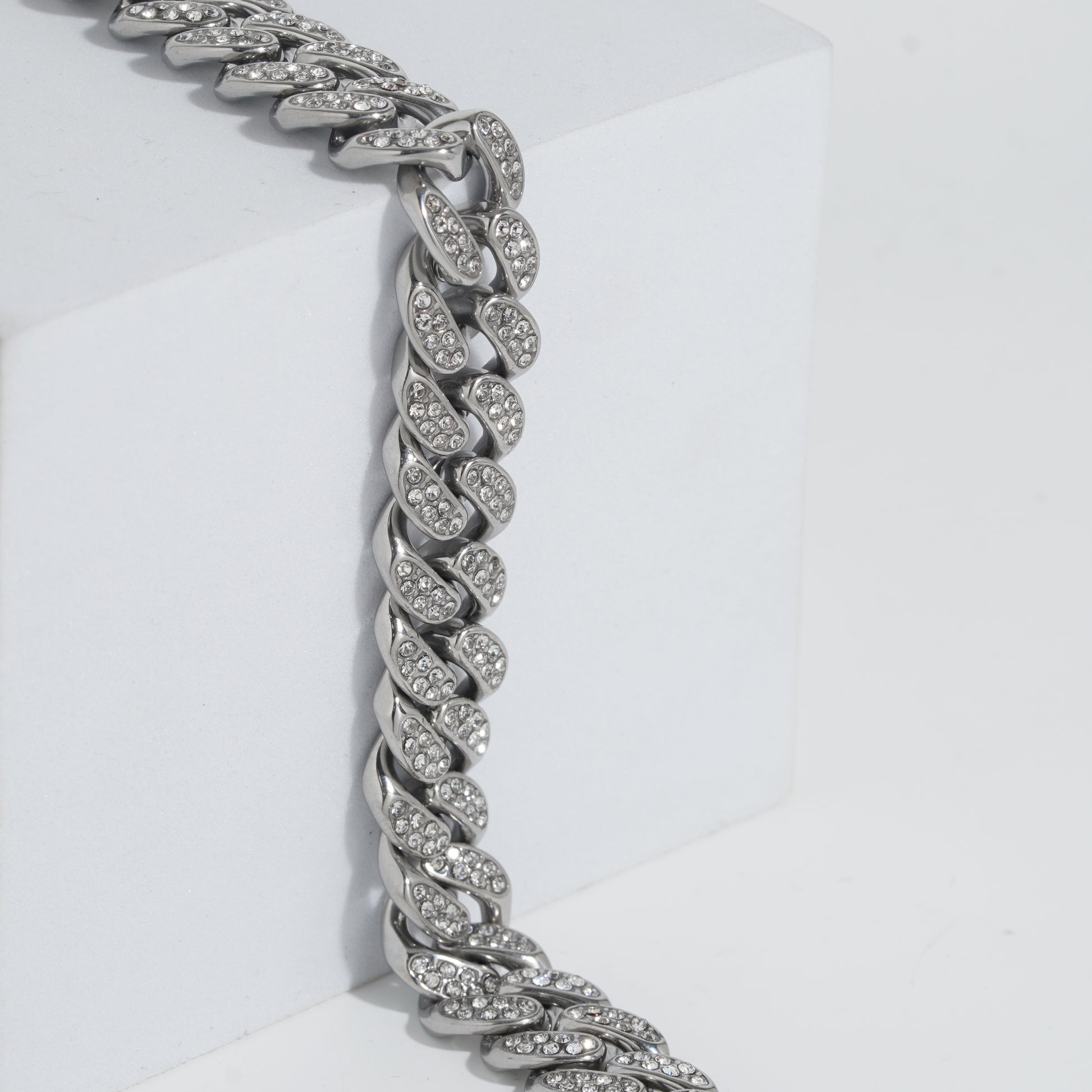 Silver Cuban chain Iced-out stainless steel bracelet for men.(zirconia diamond)
