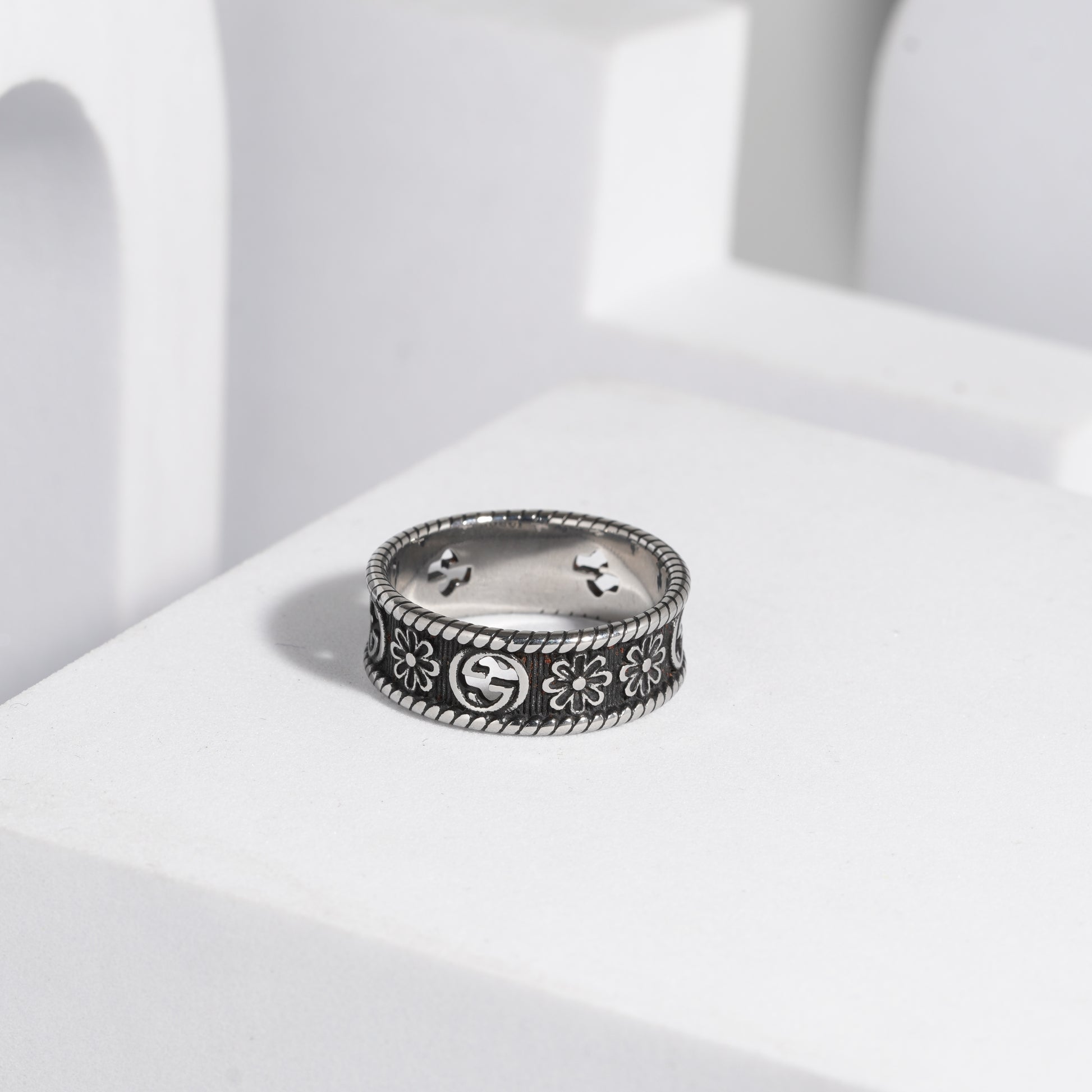 577 Oxidised Ring For Men
