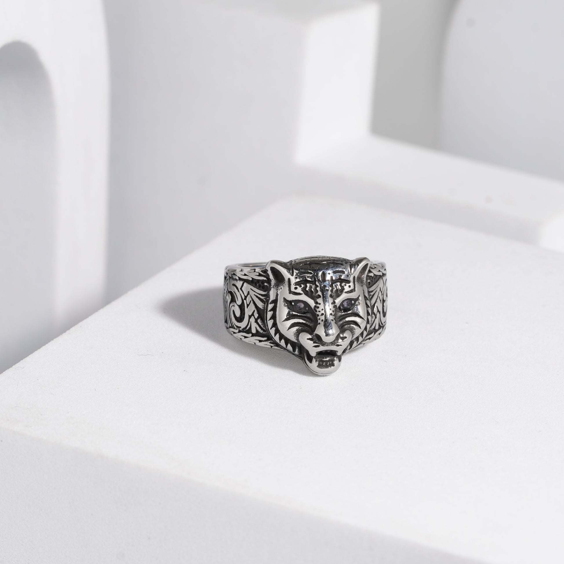 768 Oxidised Ring For Men