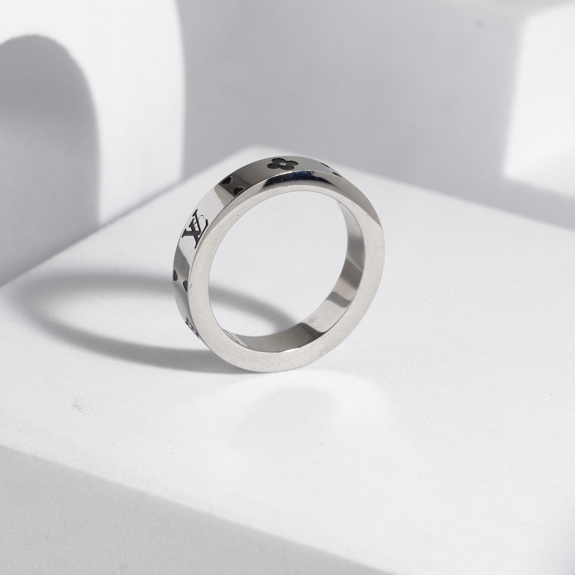 247 Oxidised Ring For Men