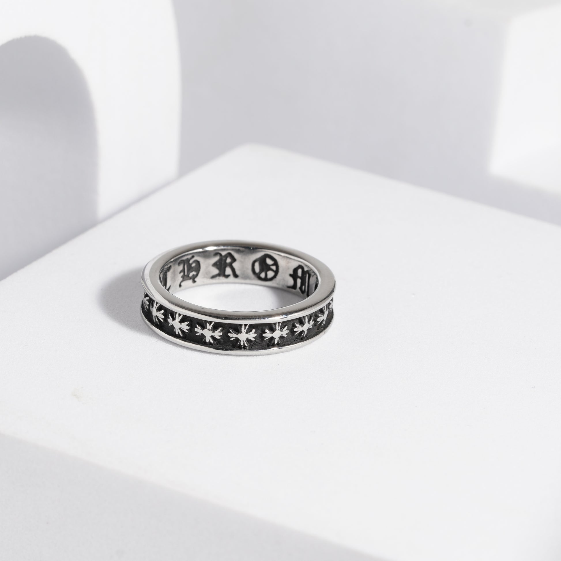 177 Oxidised Ring For Men
