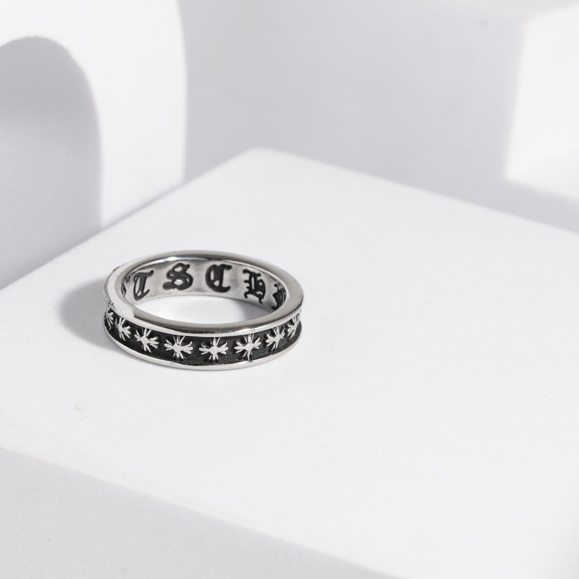 177 Oxidised Ring For Men