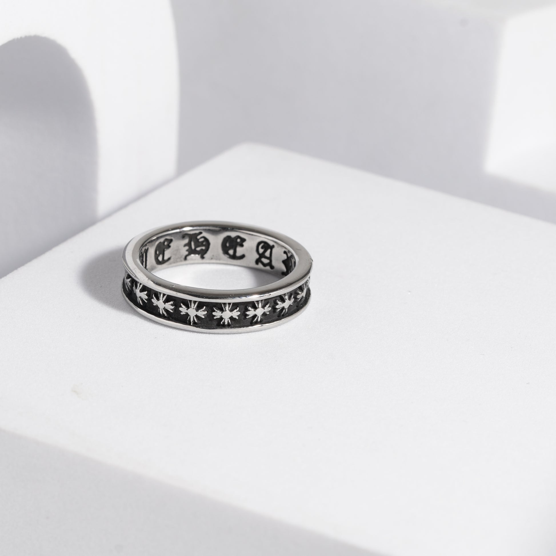 177 Oxidised Ring For Men