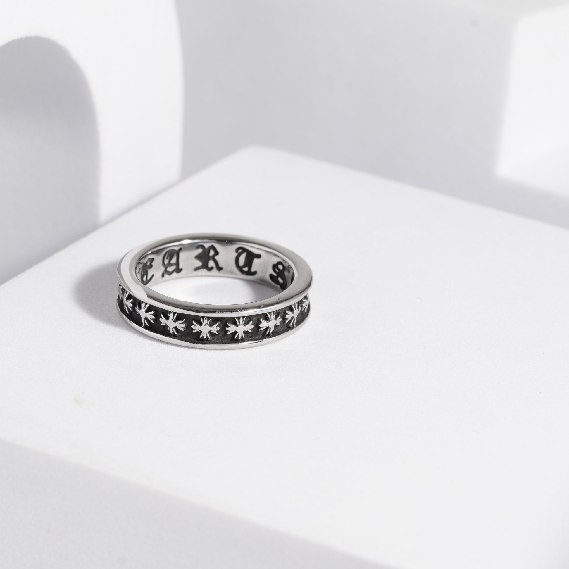 177 Oxidised Ring For Men