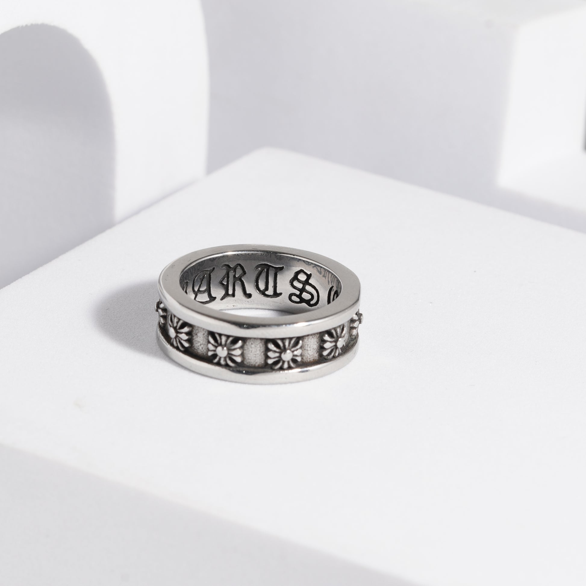 177 Oxidised Ring For Men