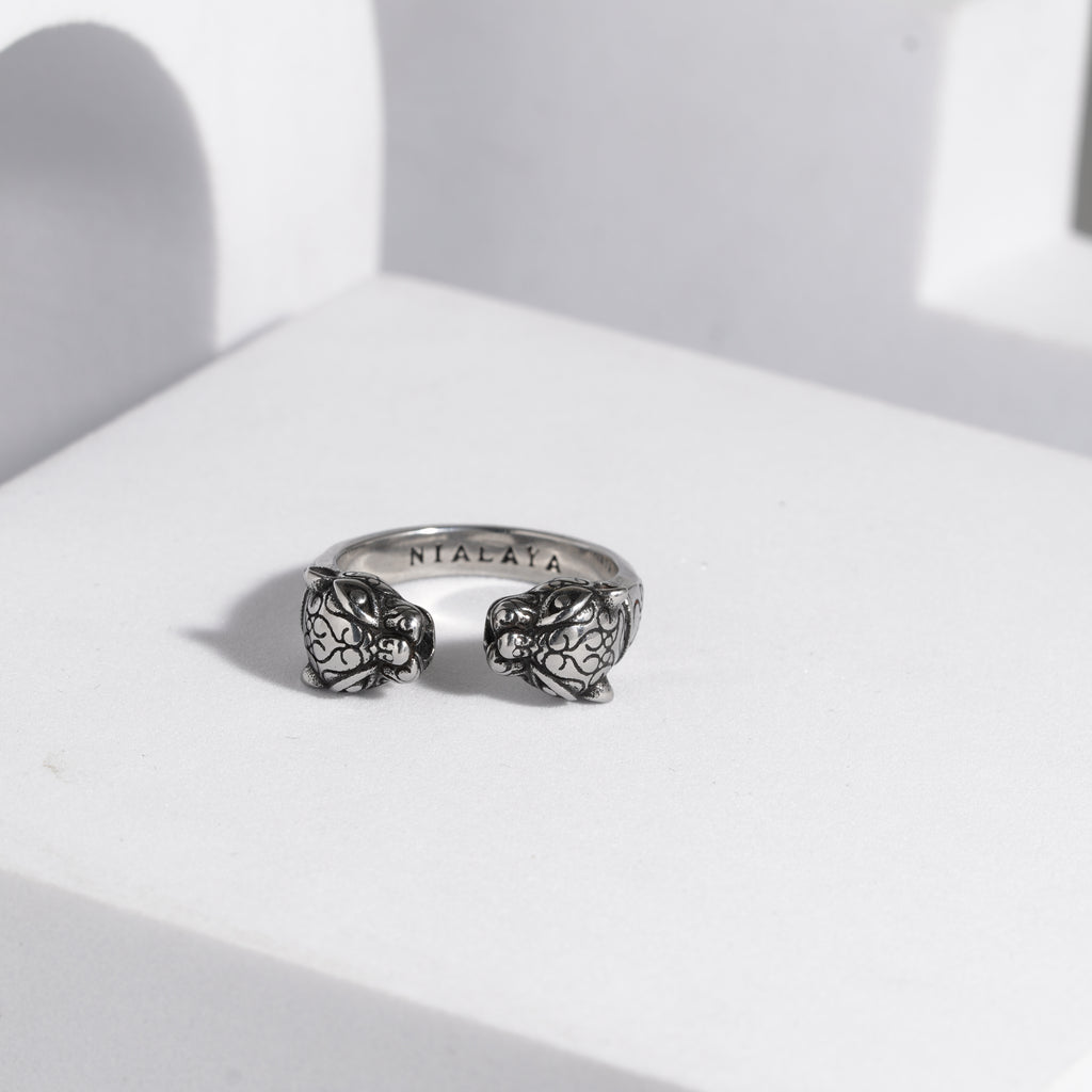 557 Oxidised Ring For Men