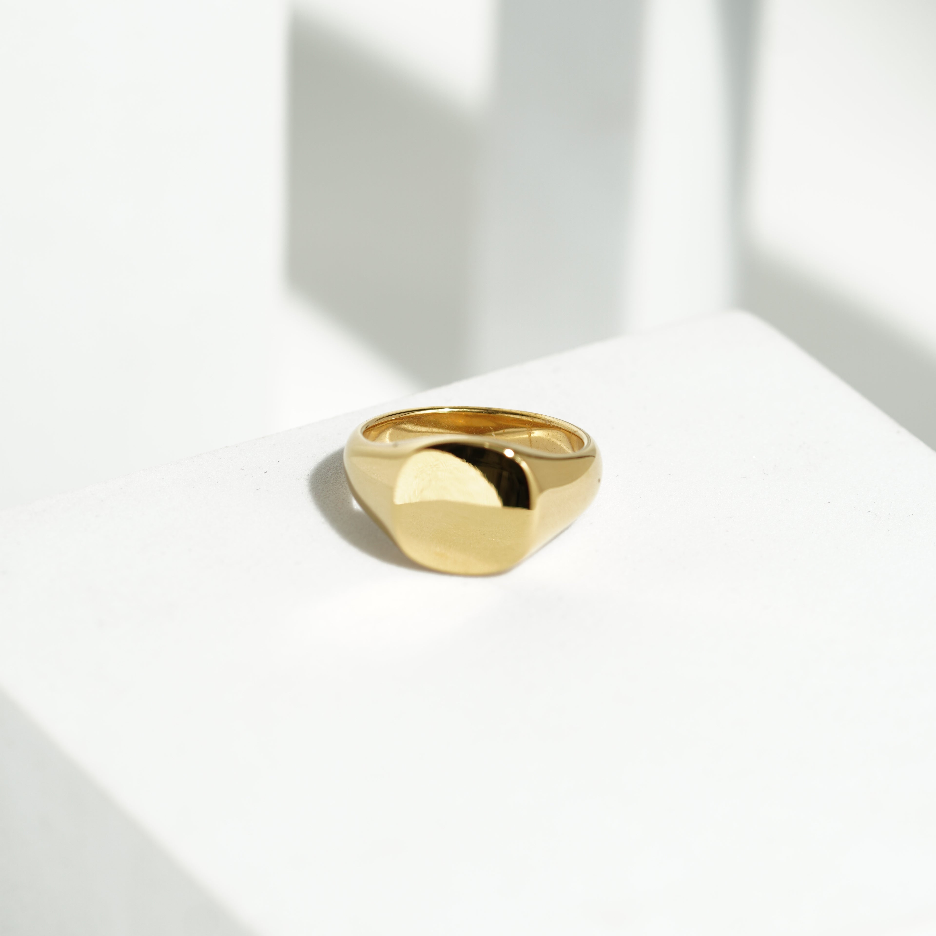 660 Polished Silver Signet Ring