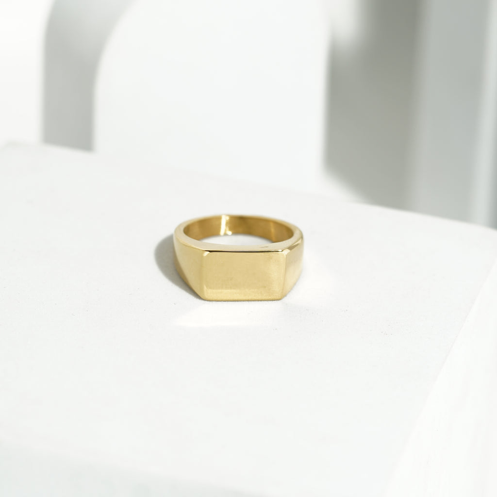 36 Minimalist Gold Signet Ring