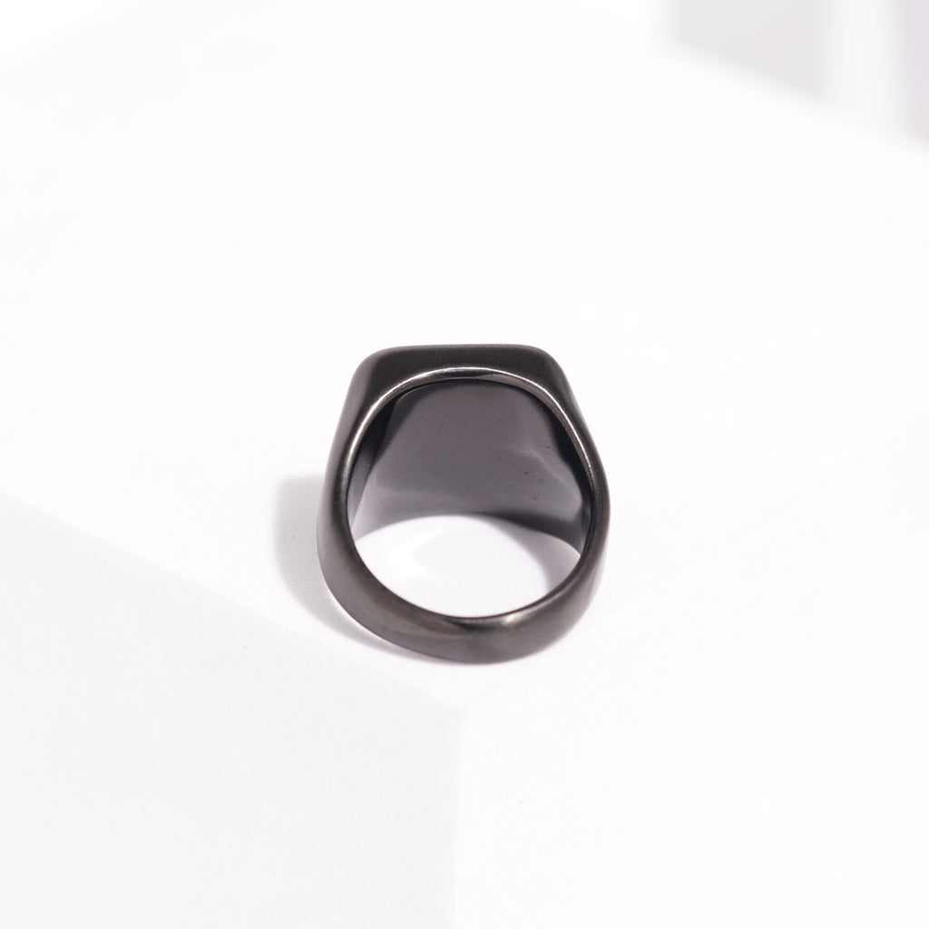 426 black pattern ring