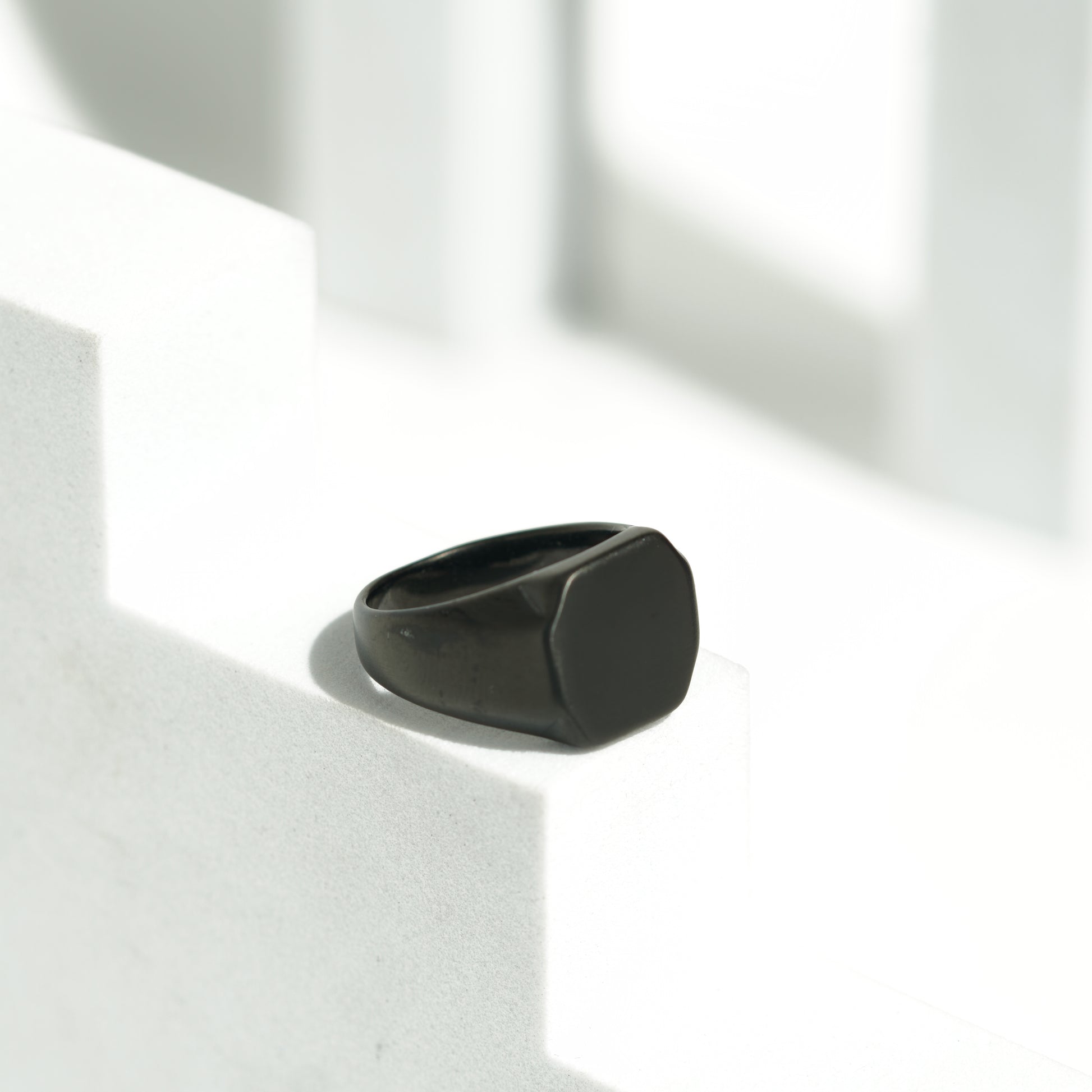 (828) Bold black mens ring