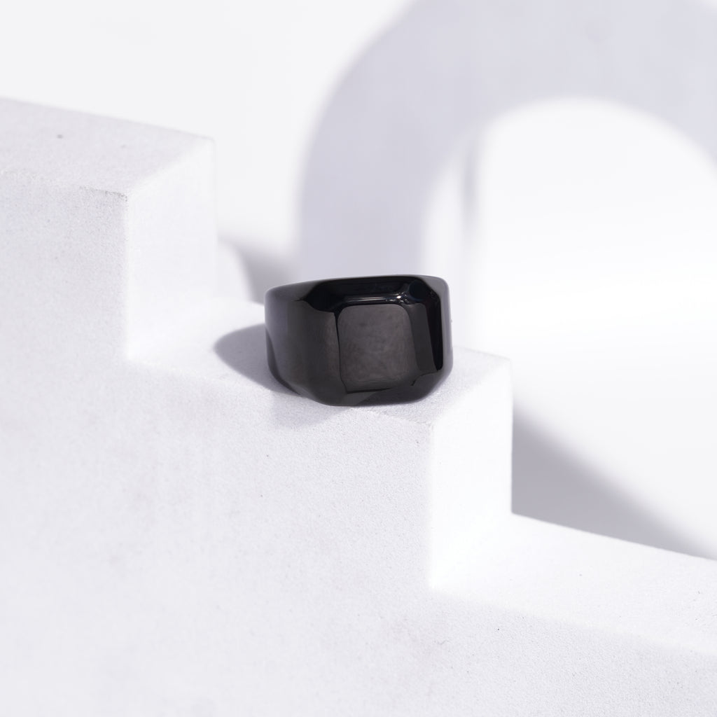 (89) geometric black polished men rings