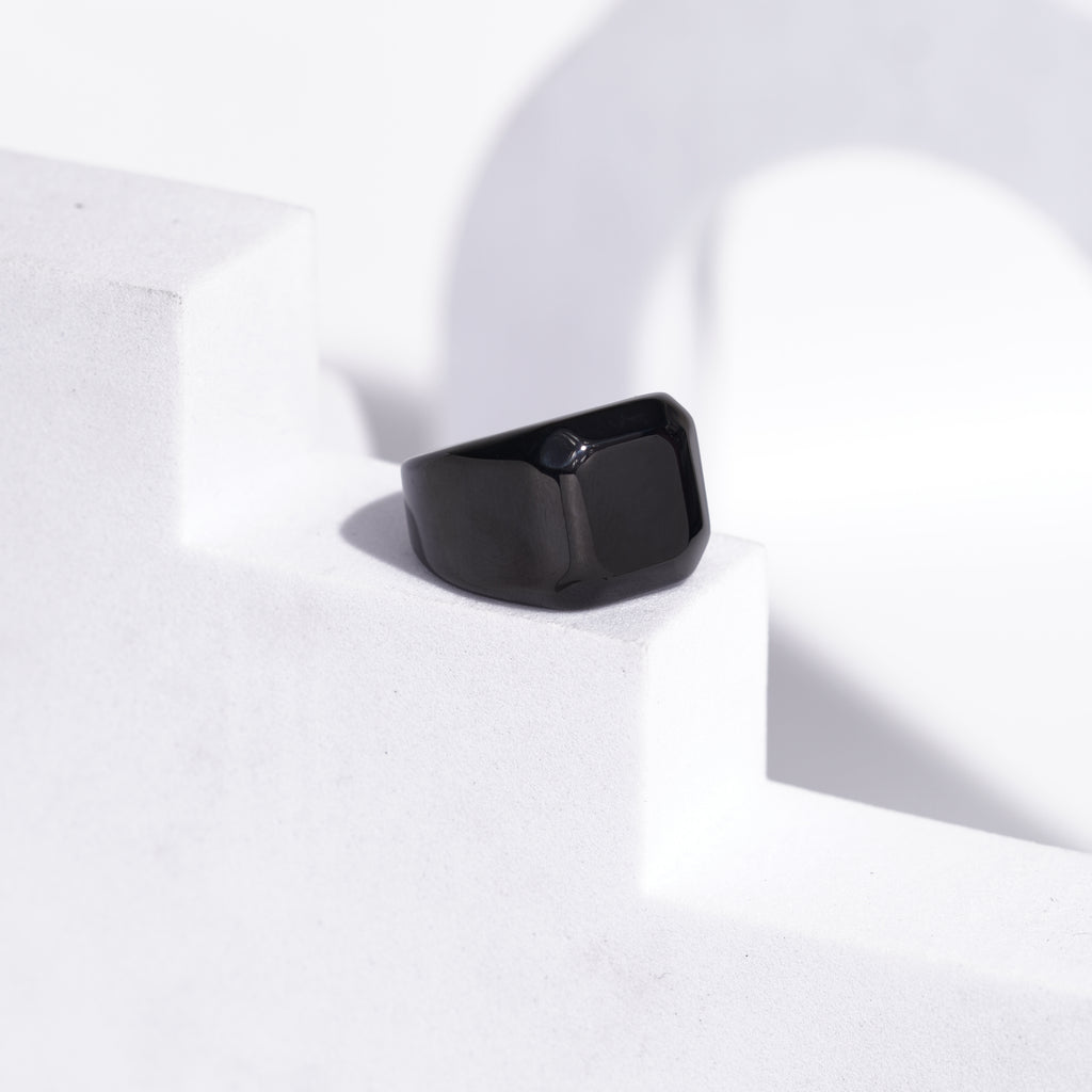 (89) geometric black polished men rings
