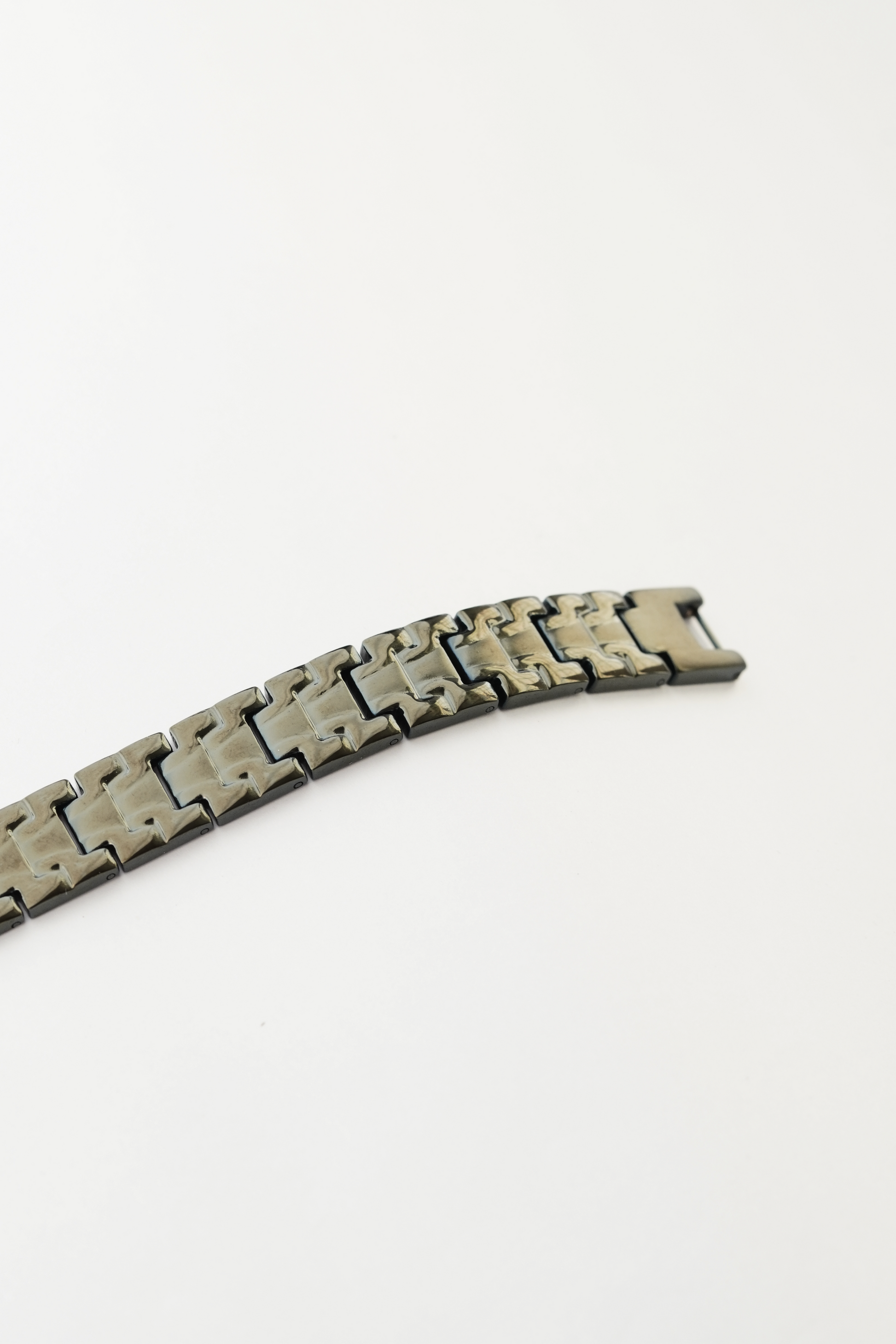 Magnetic Titanium bracelet worldjewel.in Titanium bracelet