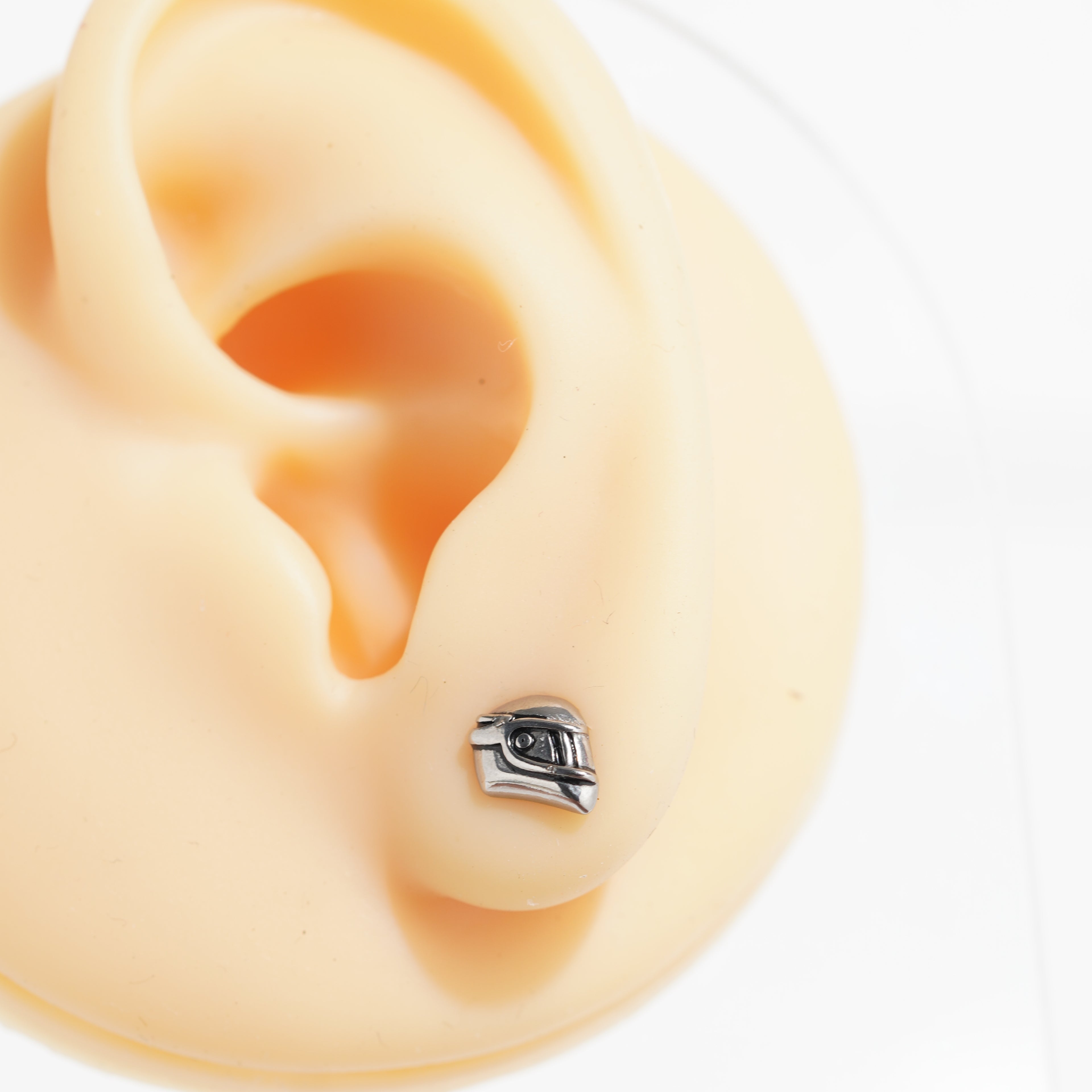 32 C-Eye of Horus Stud Earring