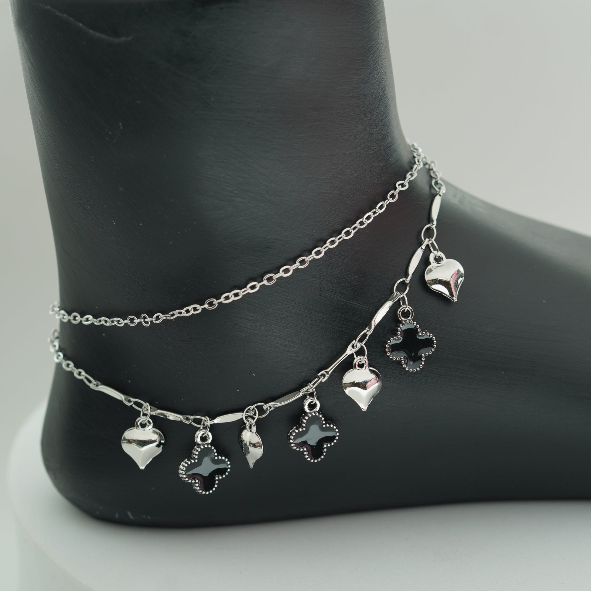 (4A) BLACK CHARMING ANKLET PAIR