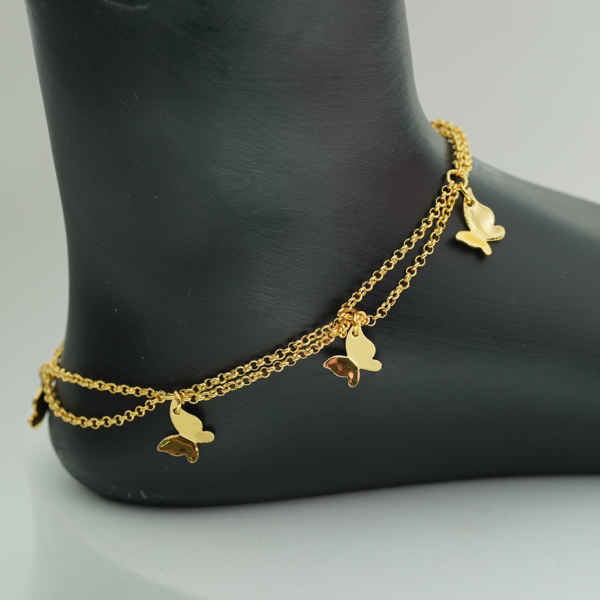 (2A)   BUTTERFLY CHARMS ANKLET
